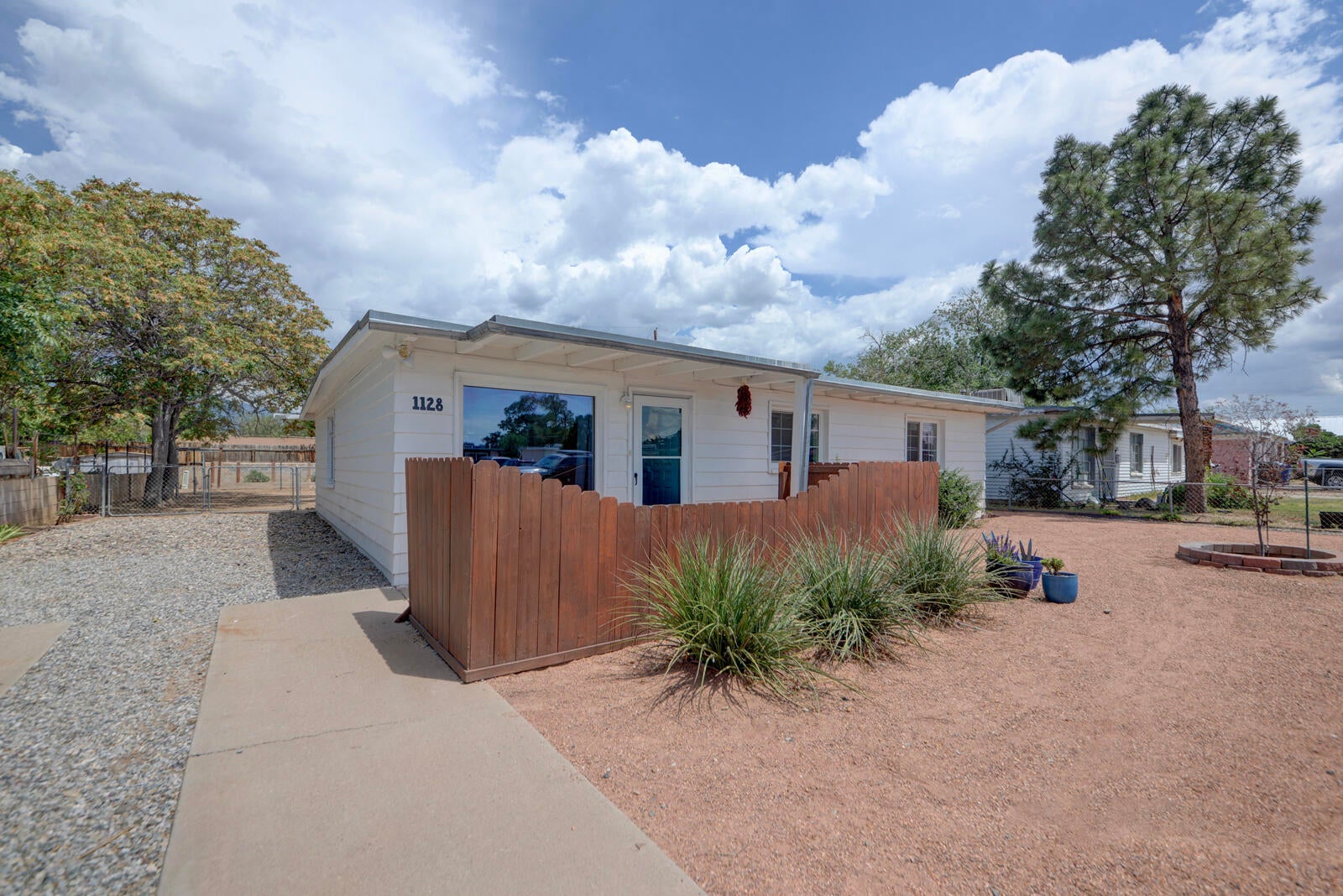 1128 Marron Circle NE