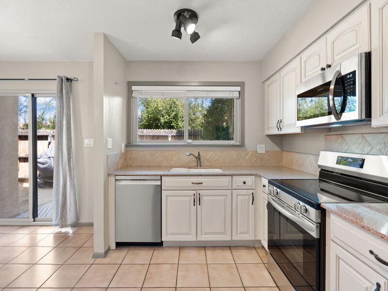 82 Calle San Blas, Albuquerque, New Mexico image 16