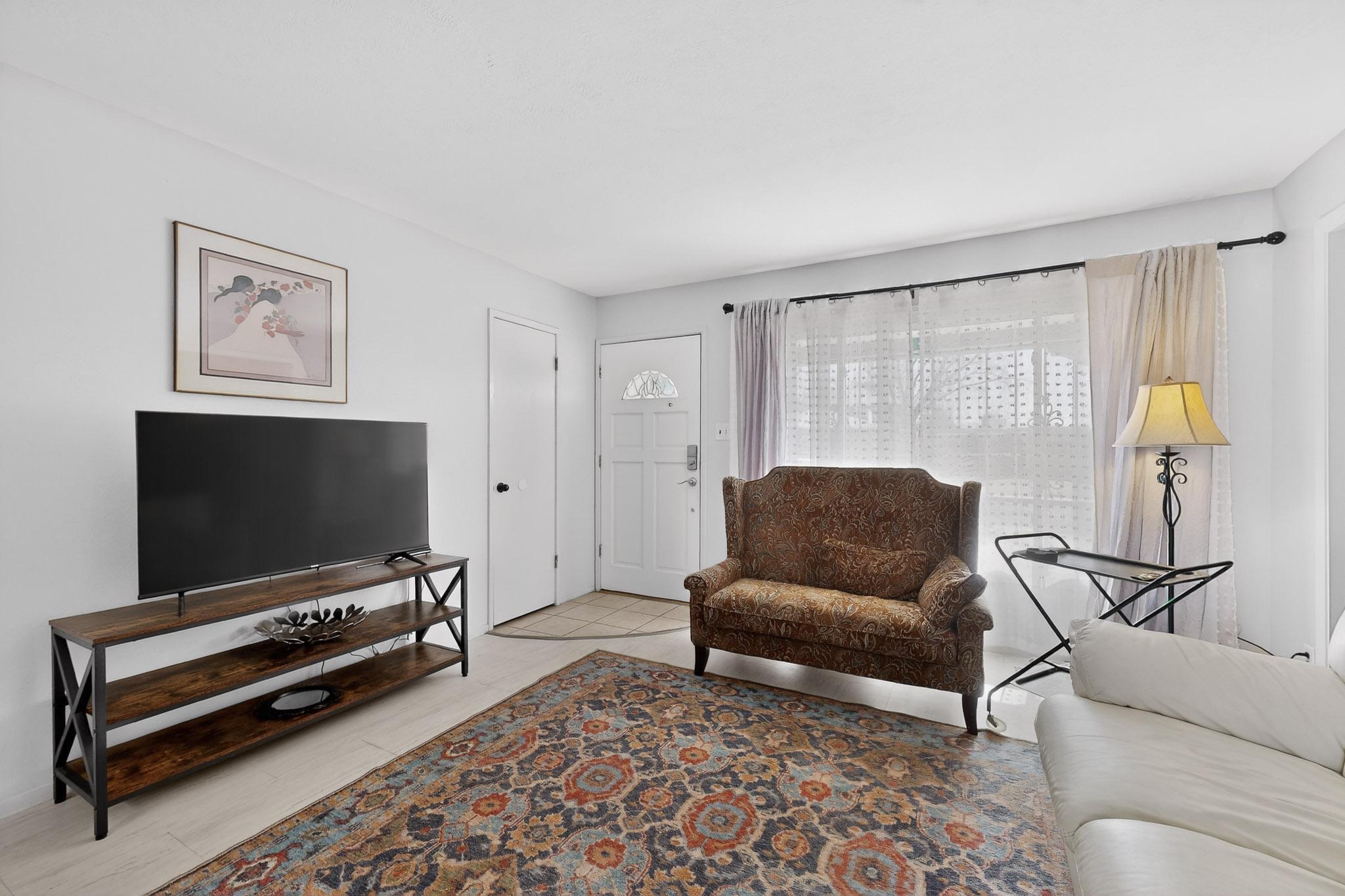 10225 Propps Street NE