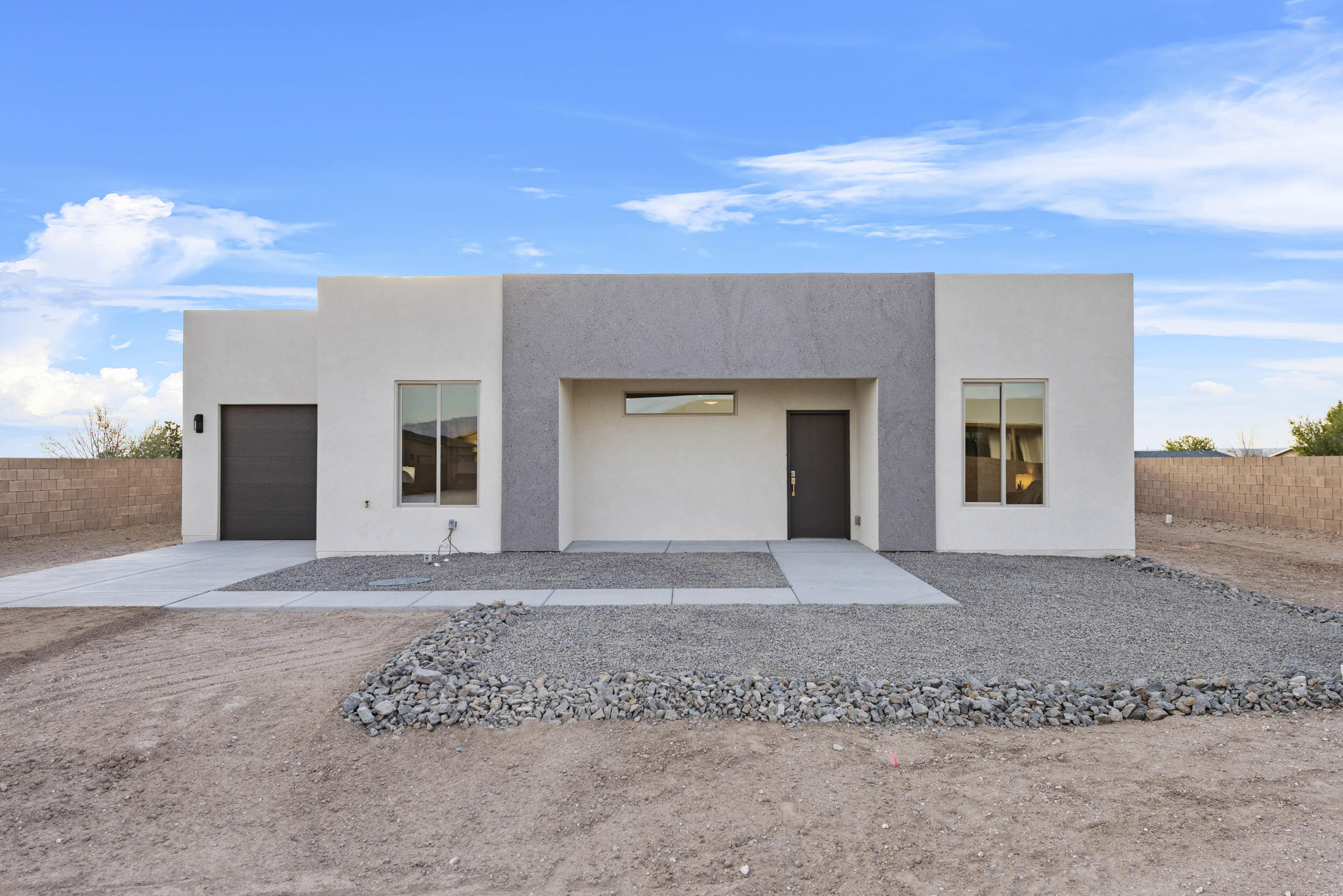 521 2nd Street, Rio Rancho, New Mexico image 3