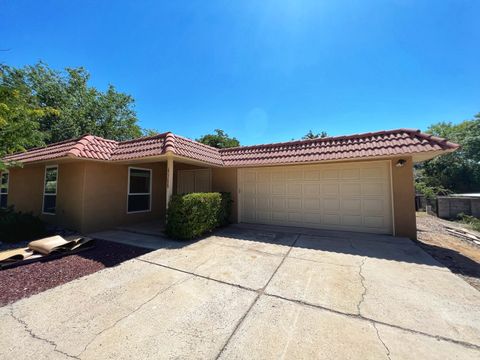 Photo of 4328 Magnolia Drive NE, Albuquerque, NM 87111 (MLS # 1105303)