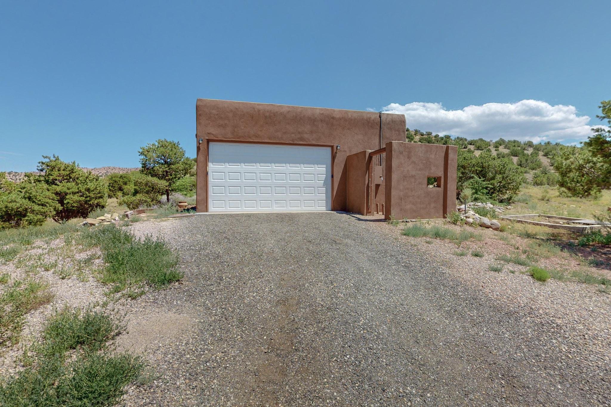 16 Camino De La Vina Vieja, Placitas, New Mexico image 38