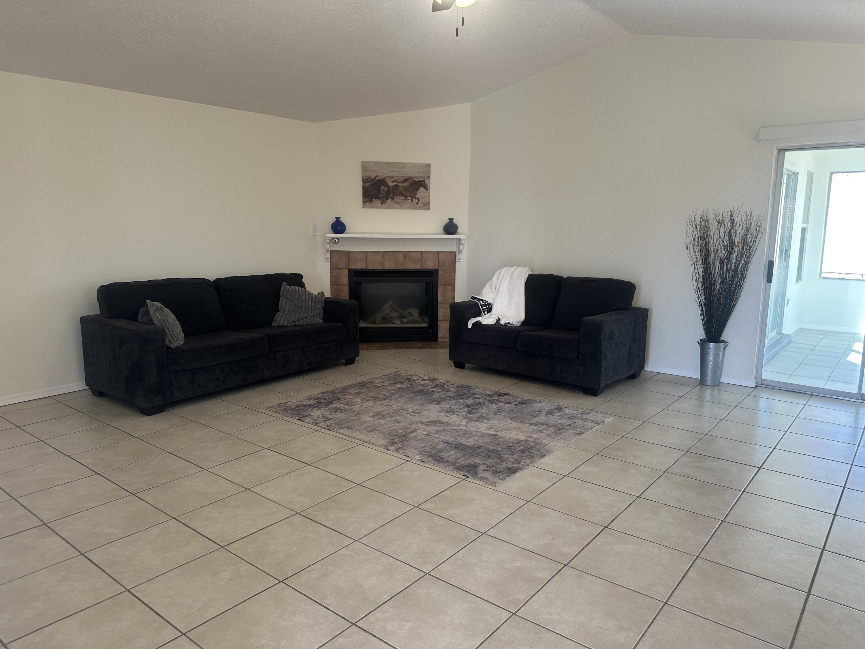 9001 Seaside Road NW