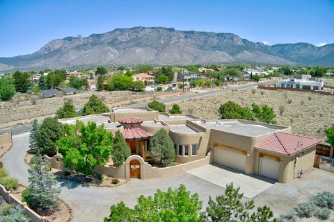 Photo of 11200 Del Rey Avenue NE, Albuquerque, NM 87122 (MLS # 1102549)