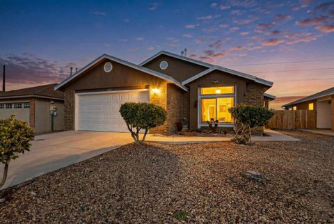 Homes For Sale - 3408 Painted Rock Drive<br/> Albuquerque, NM 87120