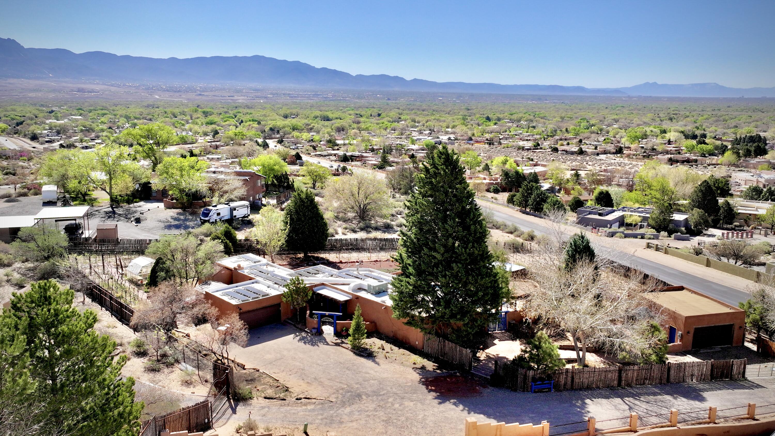 1452 W Meadowlark Lane, Corrales, New Mexico image 1