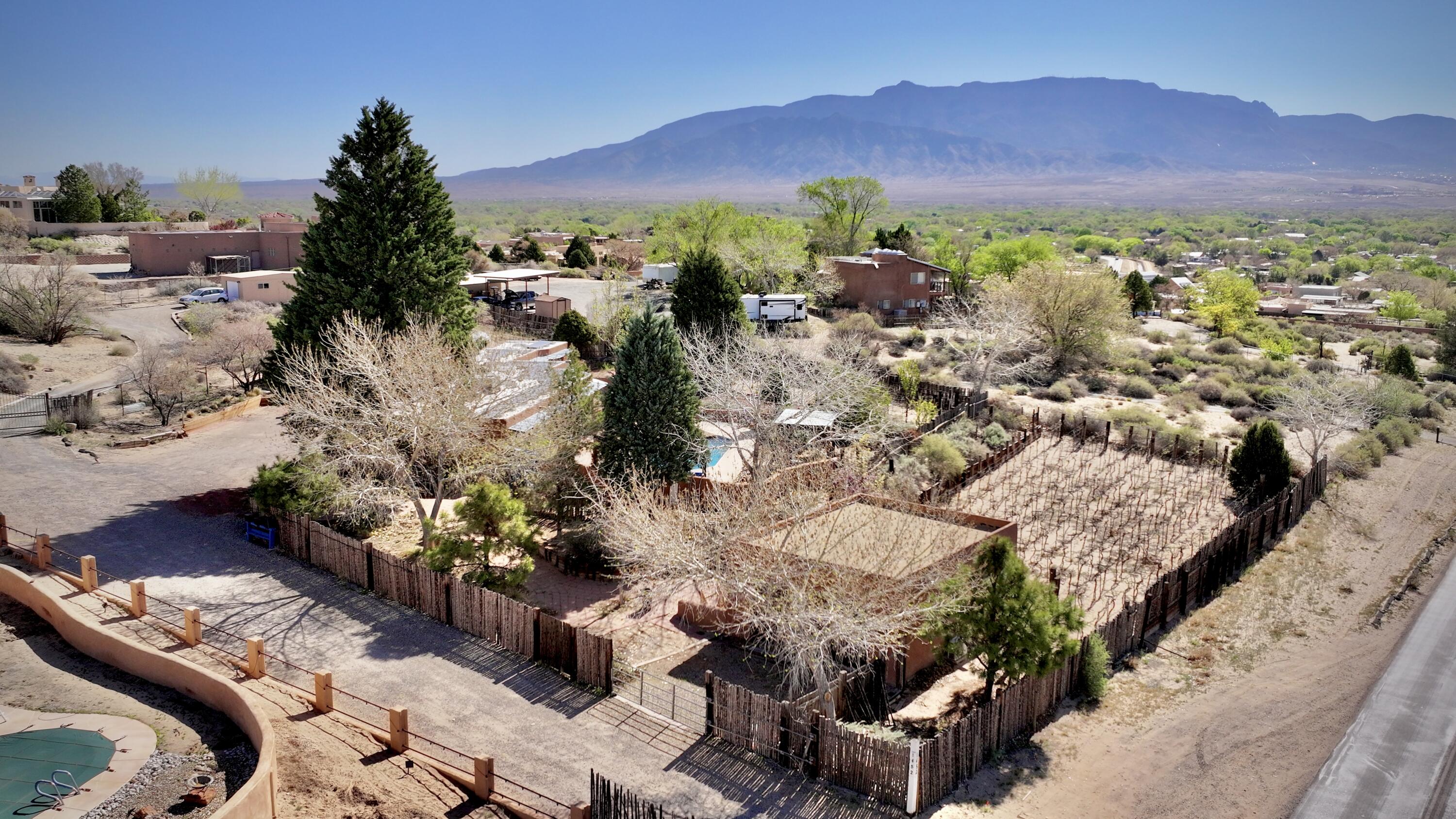 1452 W Meadowlark Lane, Corrales, New Mexico image 50