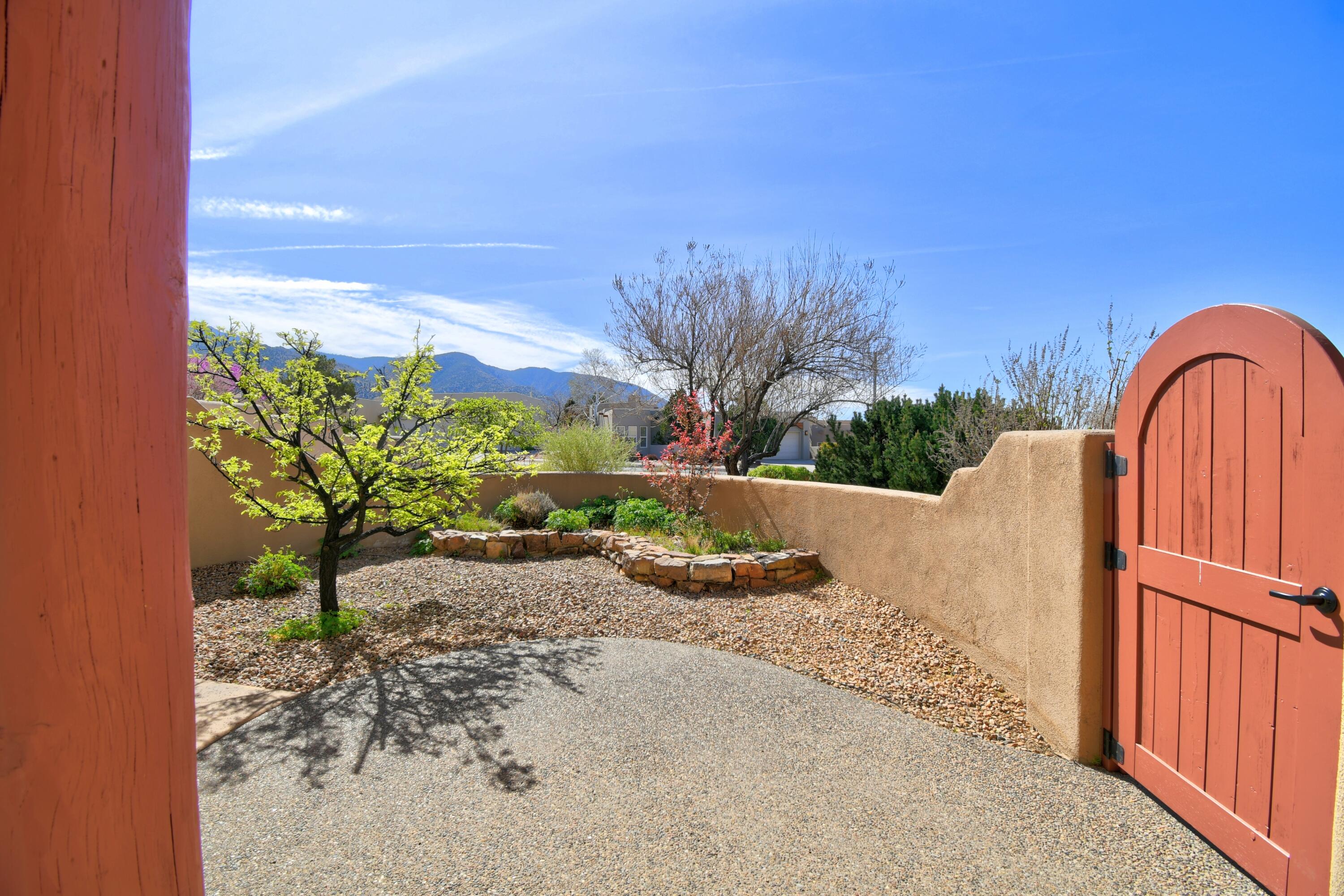 13015 Sandia Point Road NE