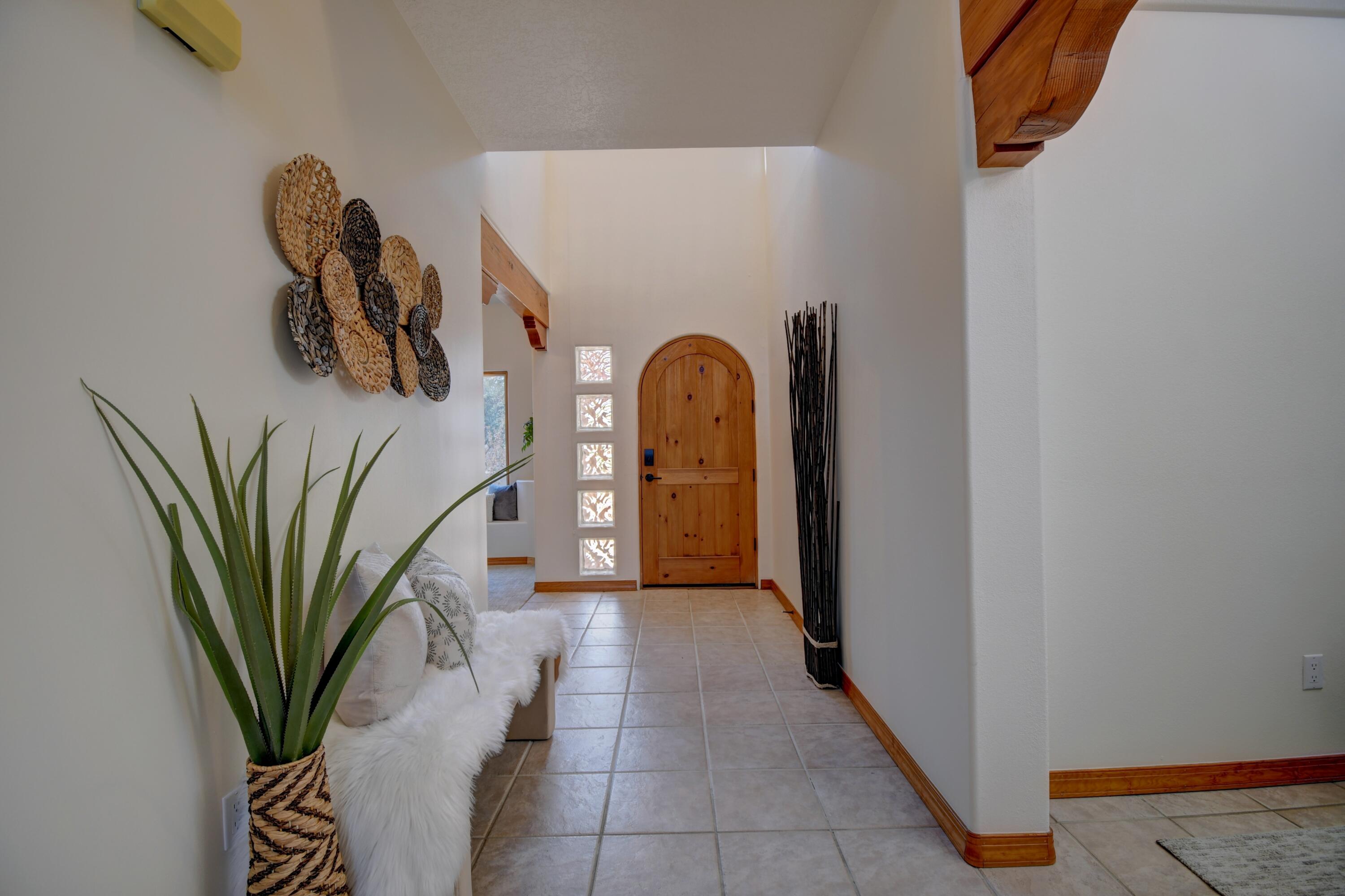 13015 Sandia Point Road NE