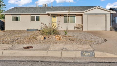 Photo of 1809 PAISANO Street NE, Albuquerque, NM 87112 (MLS # 1090774)