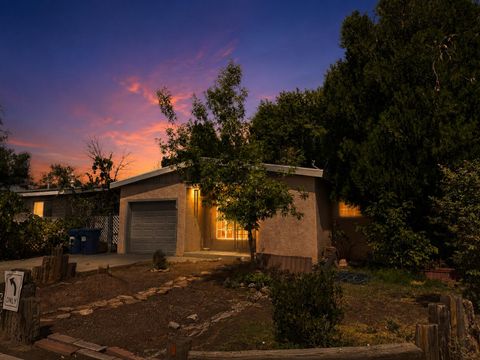 Homes For Sale - 251 Luna Avenue<br/> Los Lunas, NM 87031