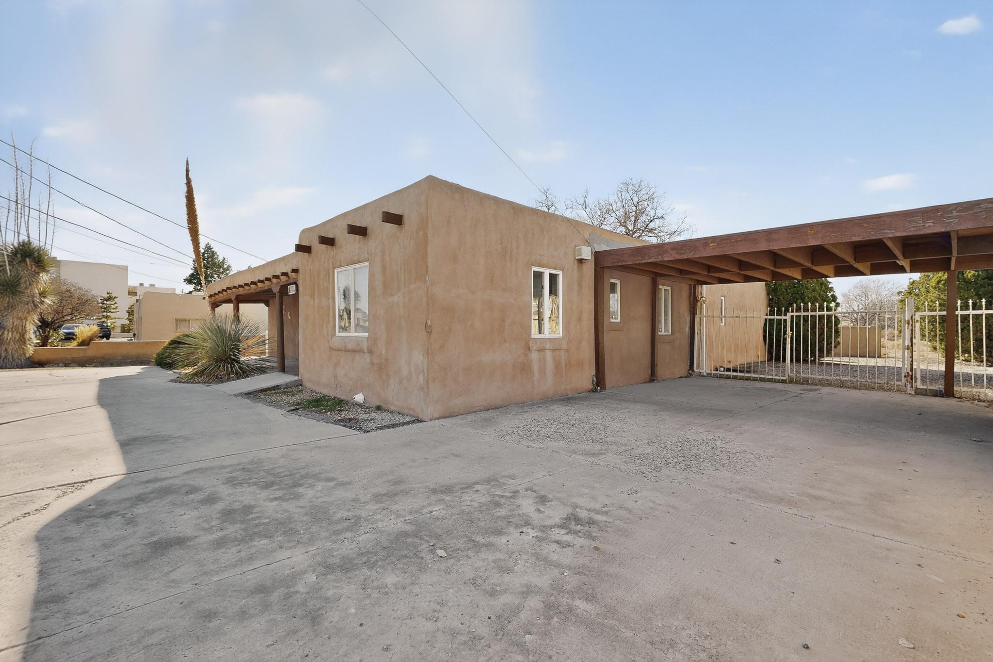 2303 Rio Grande Boulevard NW