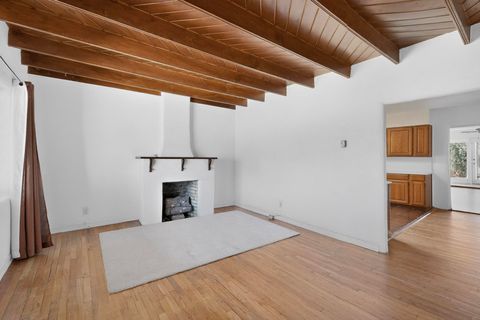 Photo of 2303 Rio Grande Boulevard NW, Albuquerque, NM 87104 (MLS # 1095481)