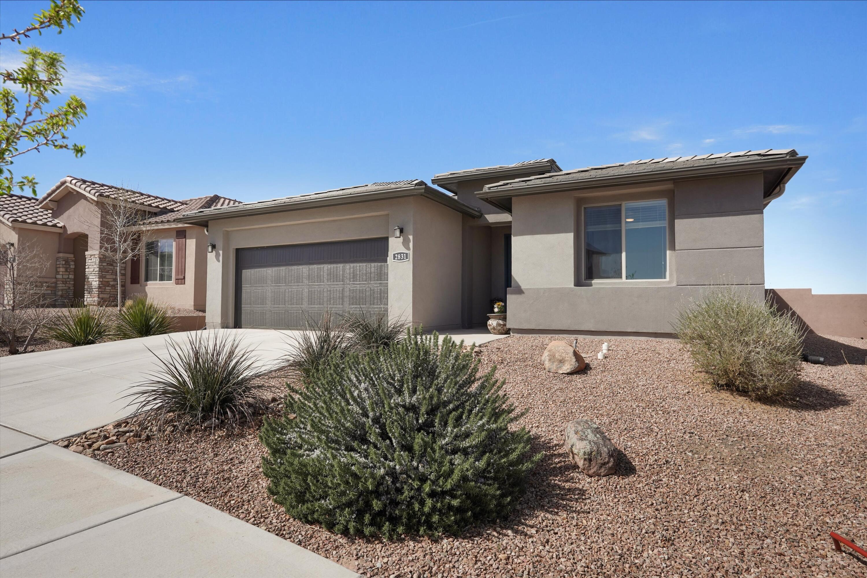 2831 Kings Canyon Loop NE