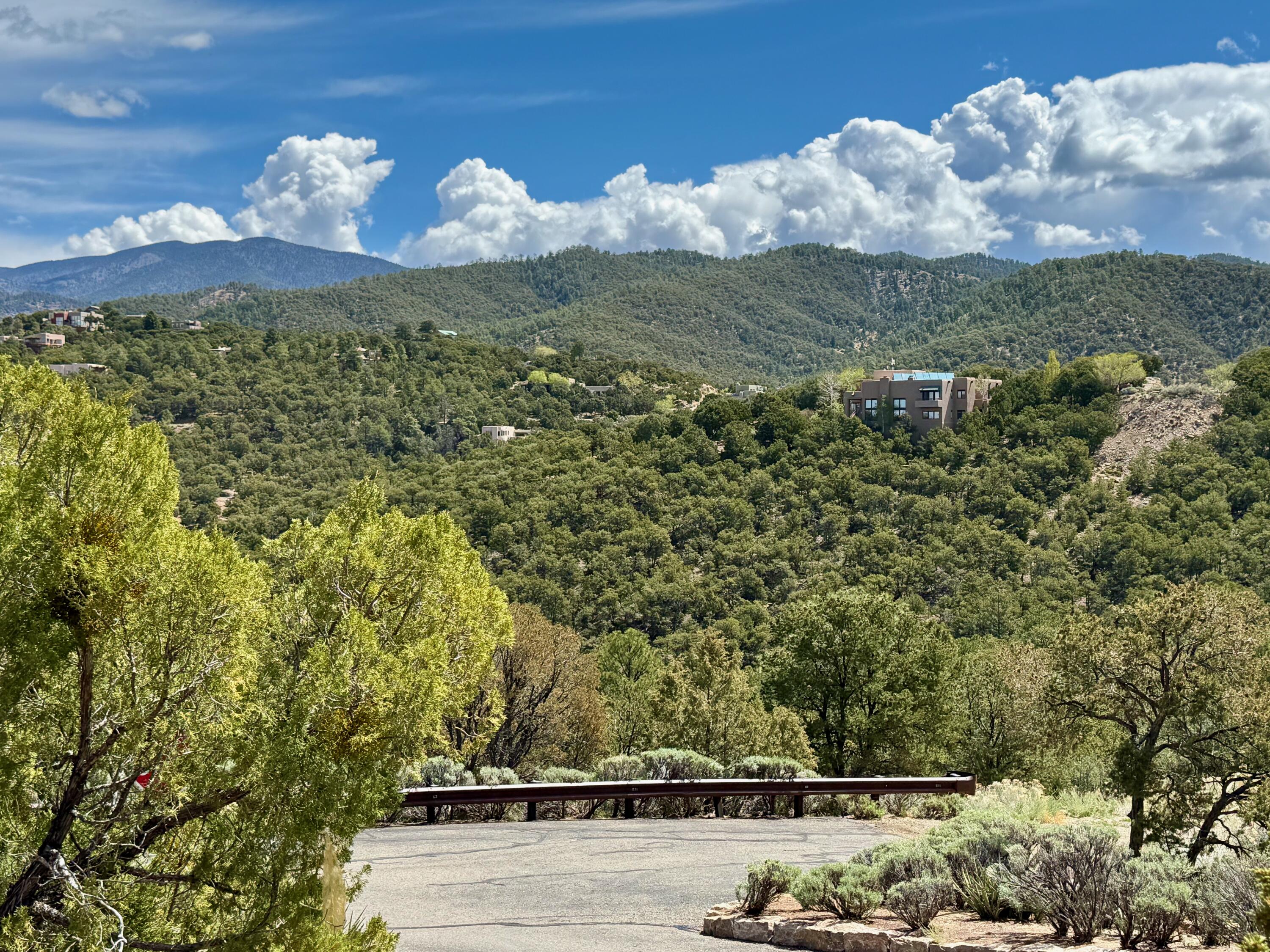S Summit Drive, Santa Fe, New Mexico image 13