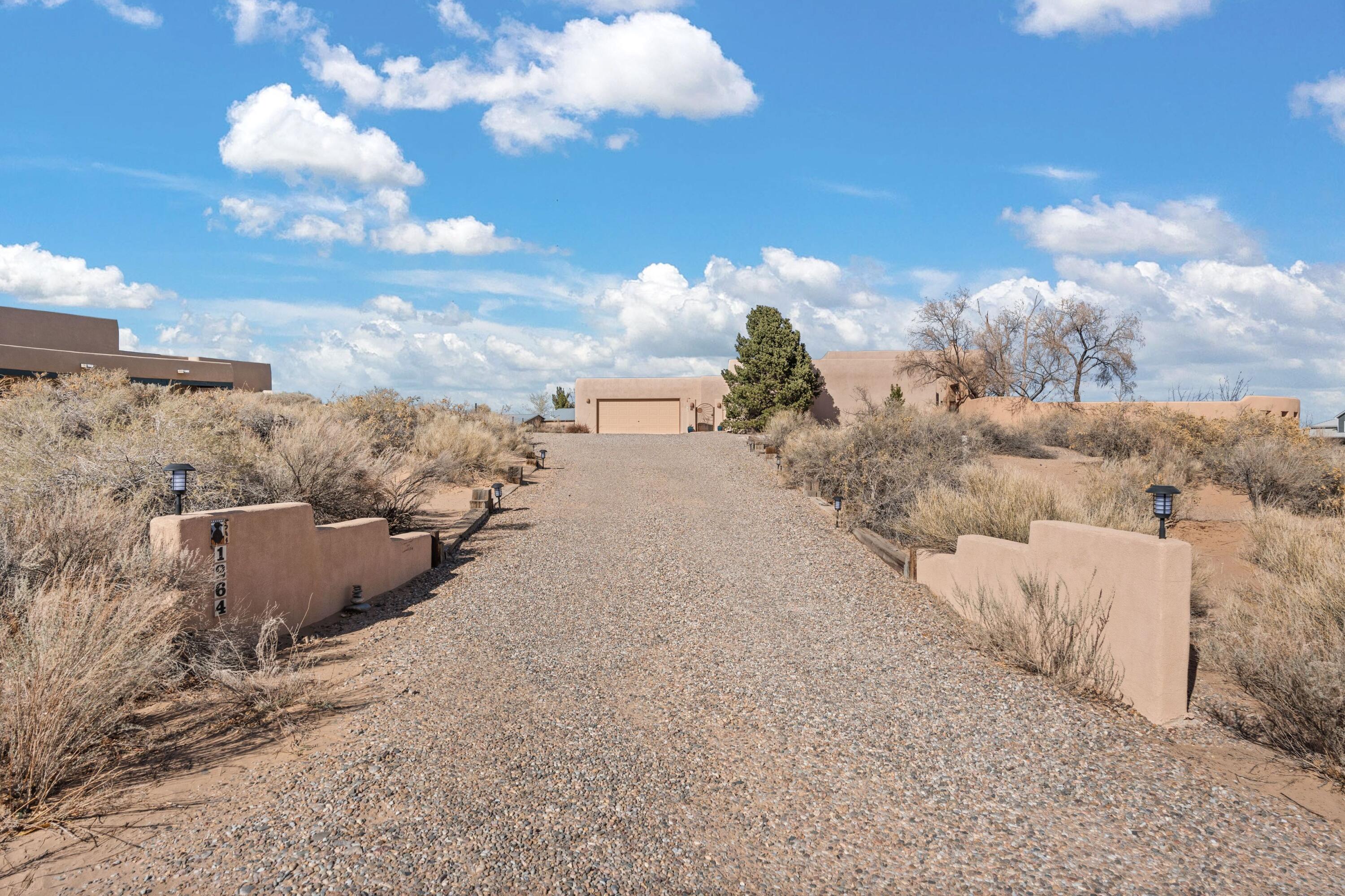 1264 Camino De La Tierra, Corrales, New Mexico image 44