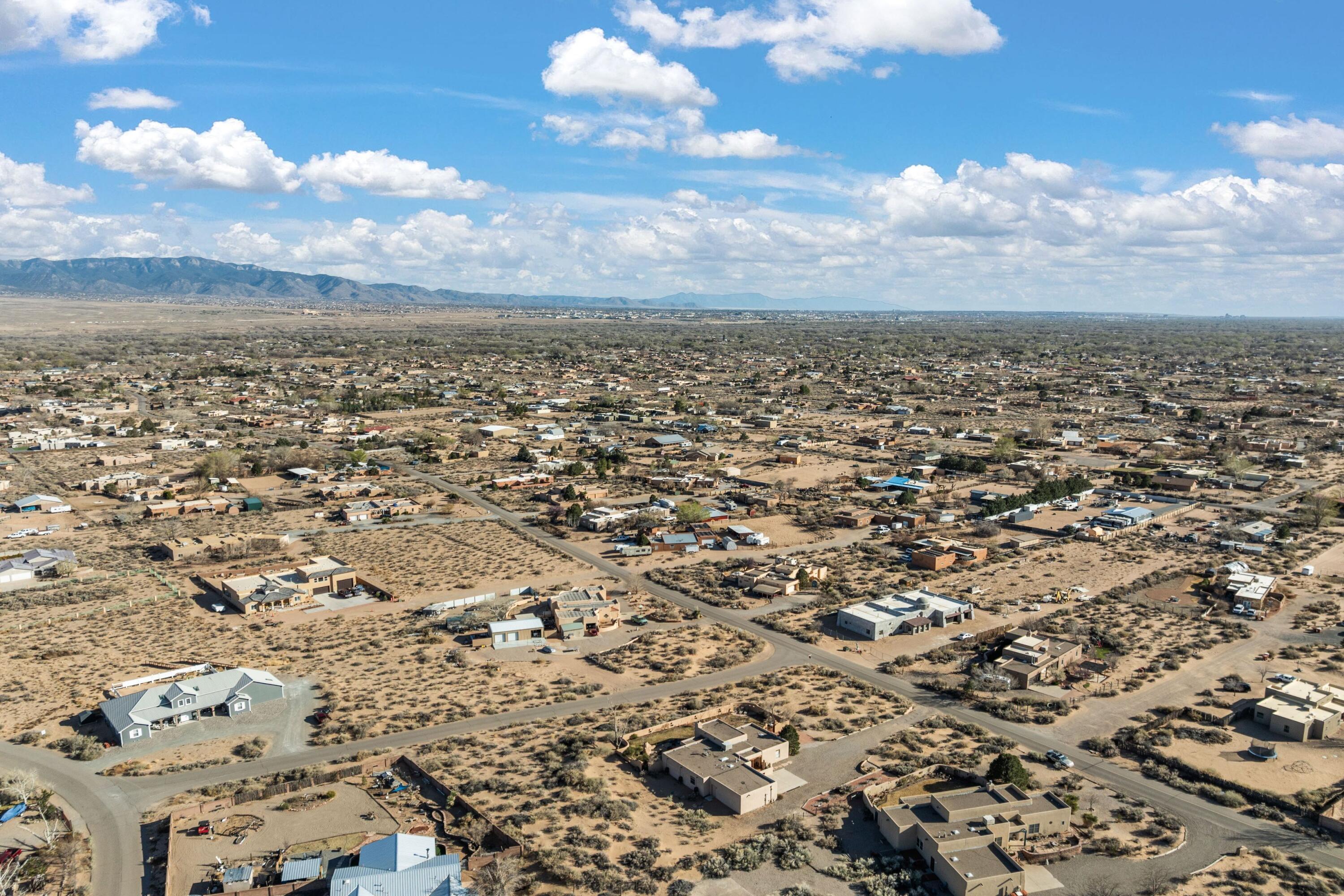 1264 Camino De La Tierra, Corrales, New Mexico image 41