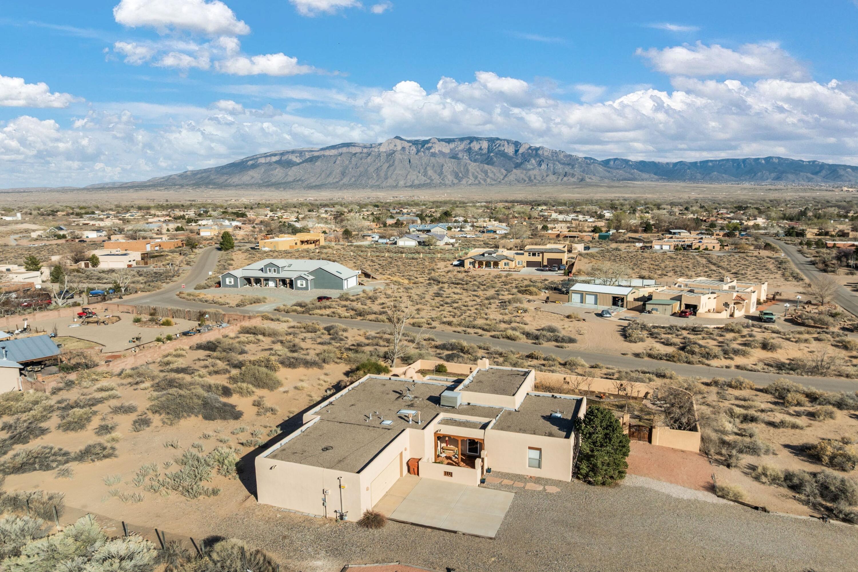 1264 Camino De La Tierra, Corrales, New Mexico image 38
