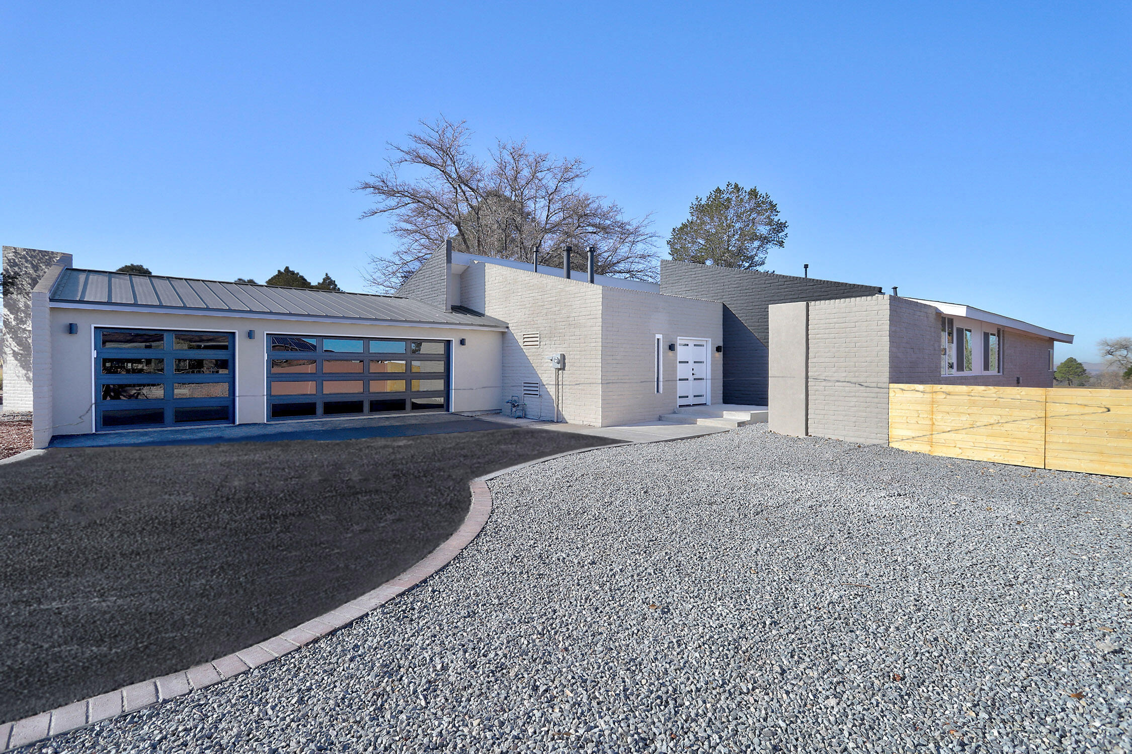 5605 Fairoak Trail NE