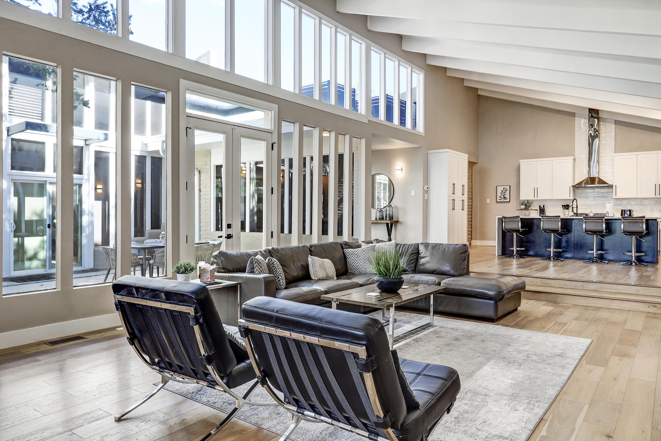 5605 Fairoak Trail NE