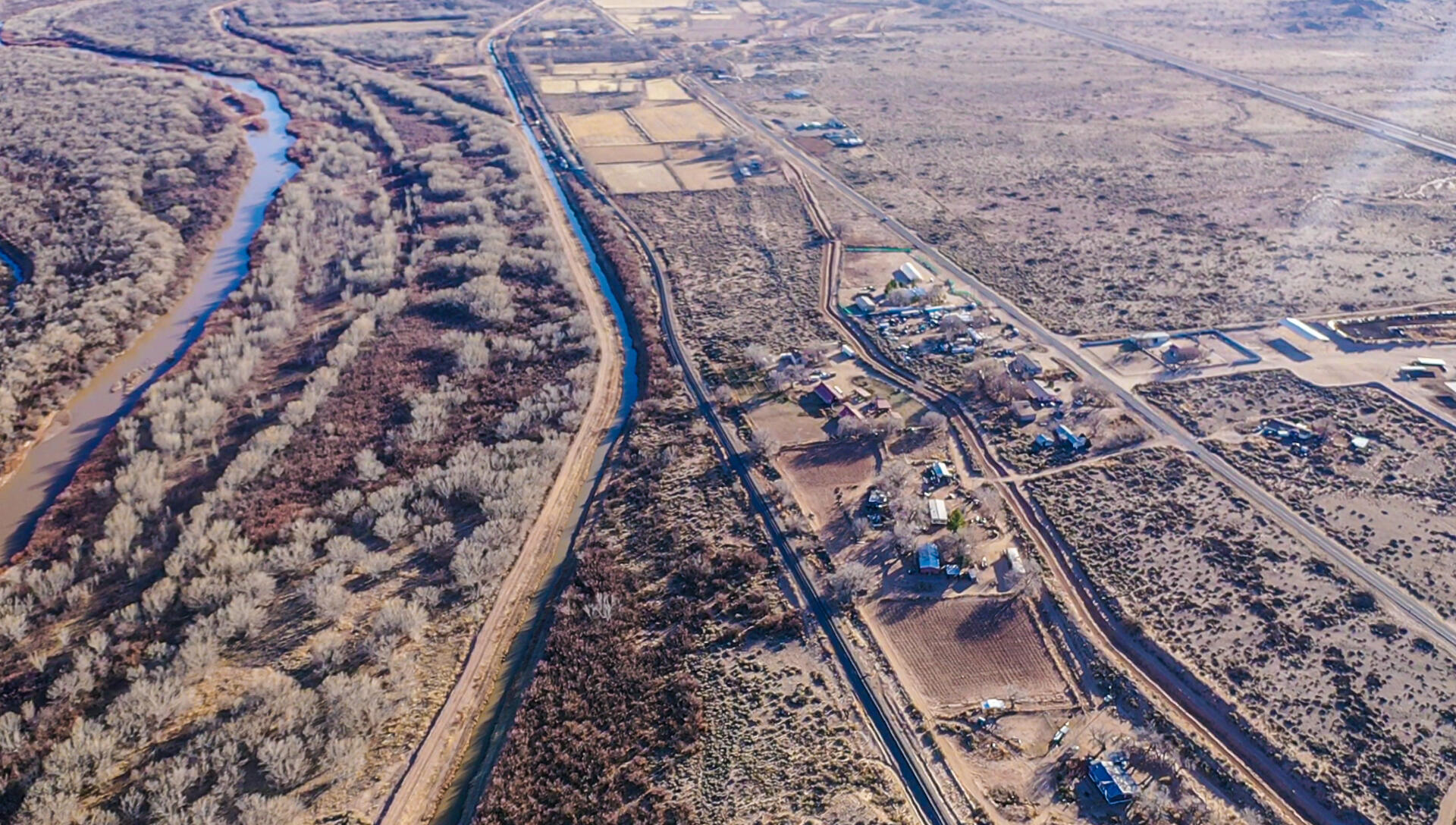 510 Nm-116, Bosque, New Mexico image 17