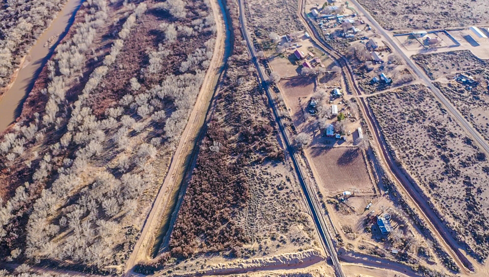 510 Nm-116, Bosque, New Mexico image 19