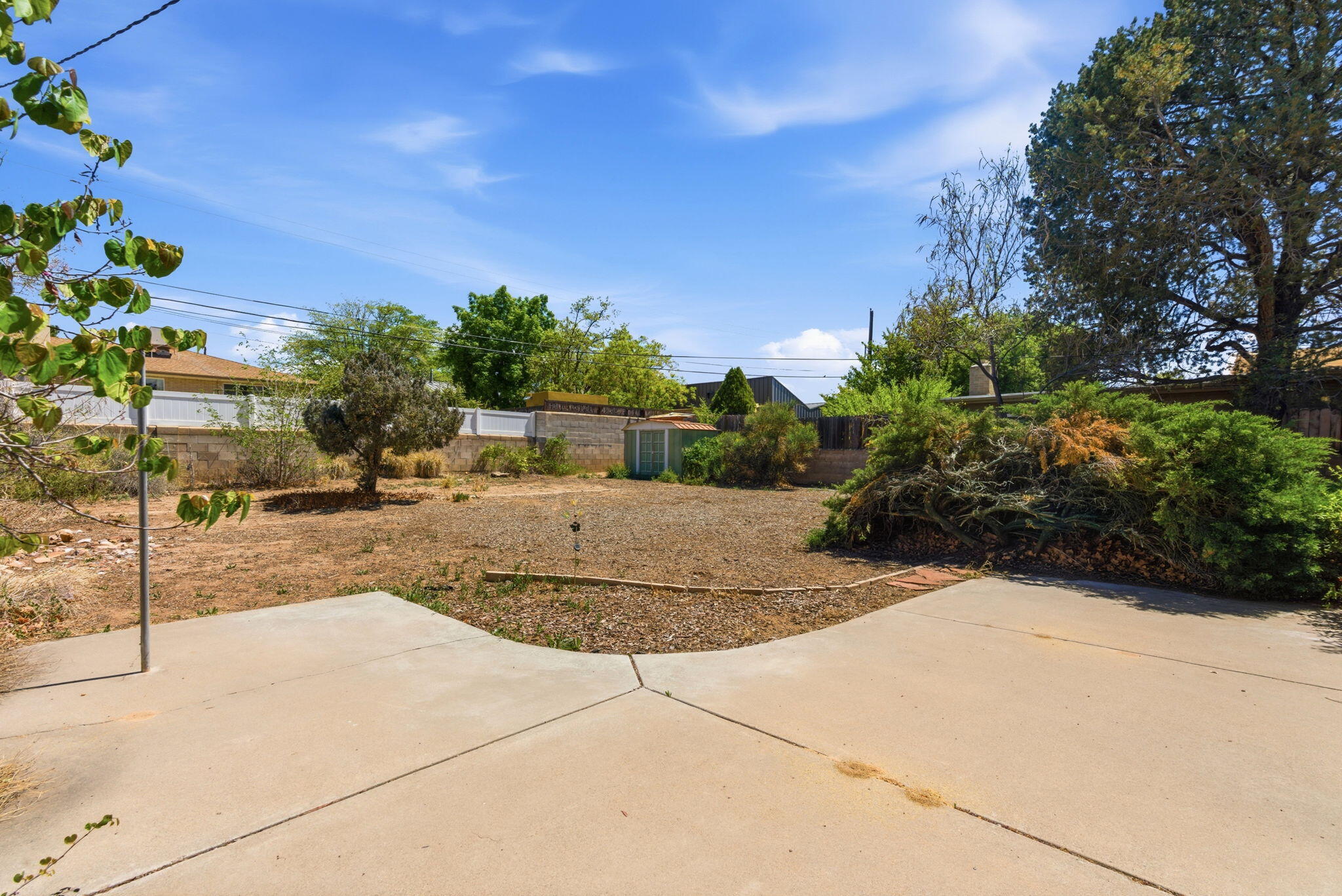 1204 Arizona Street NE