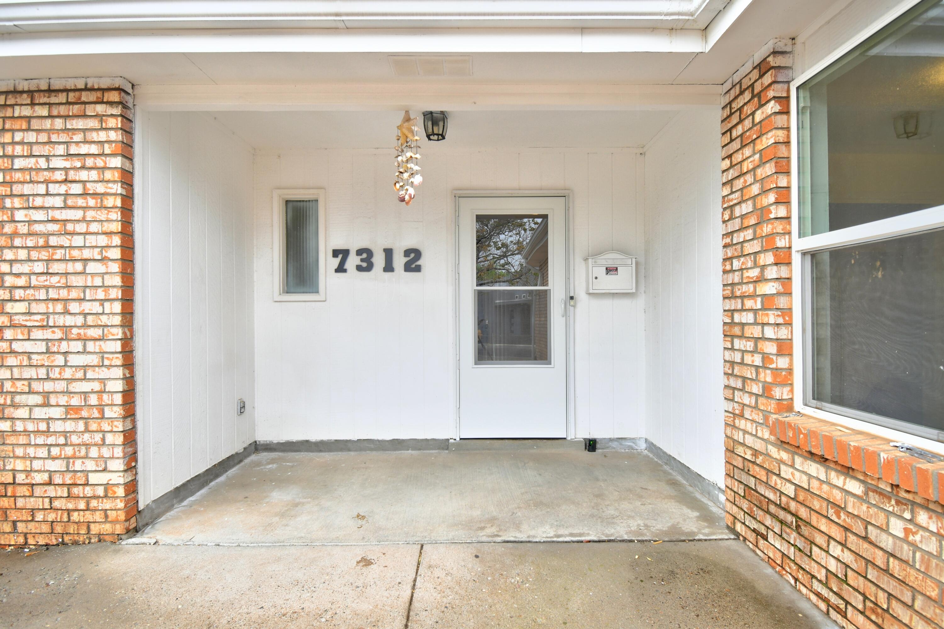 7312 Arvada Avenue NE