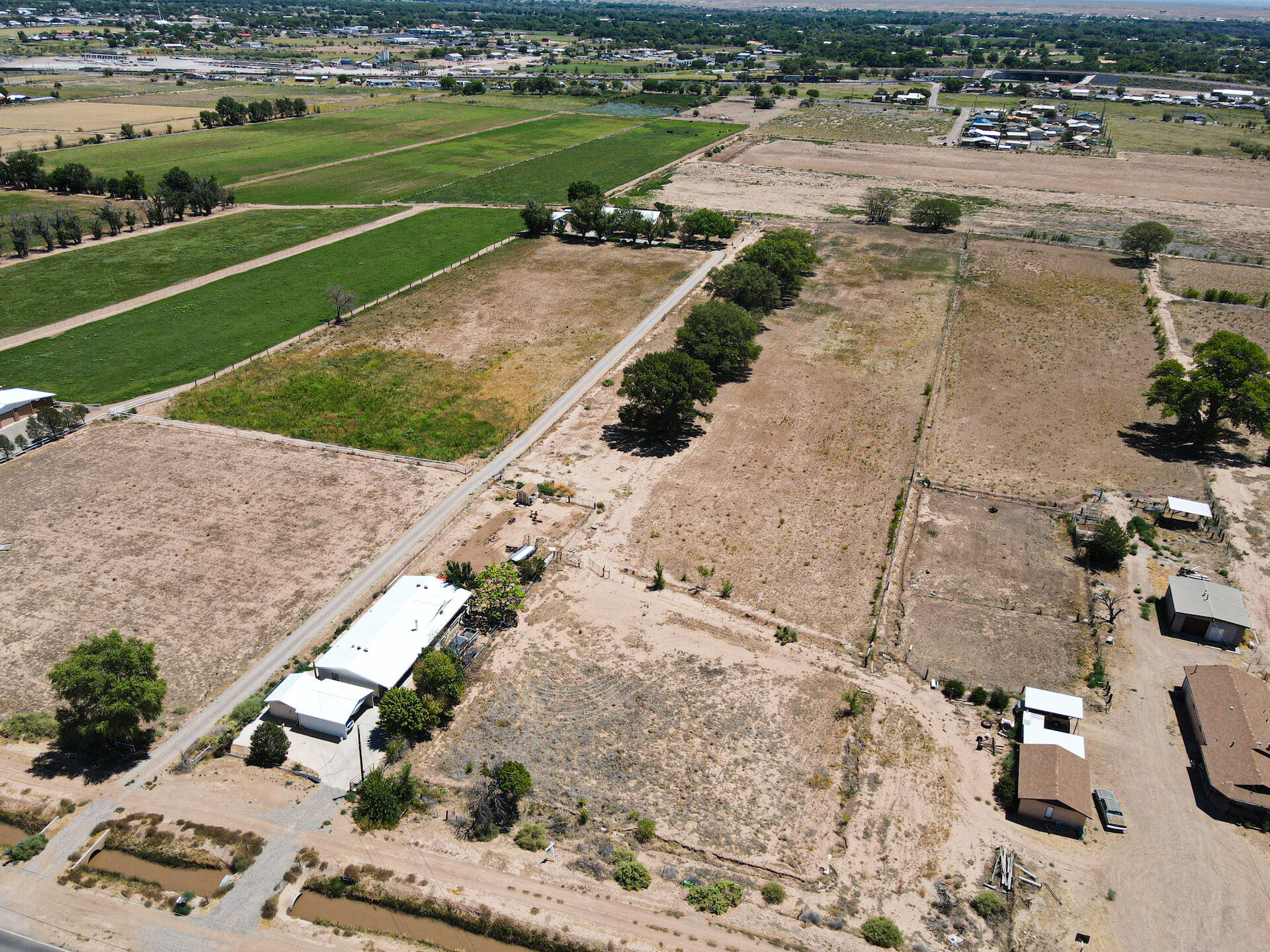 N Mesa Road, Belen, New Mexico image 1