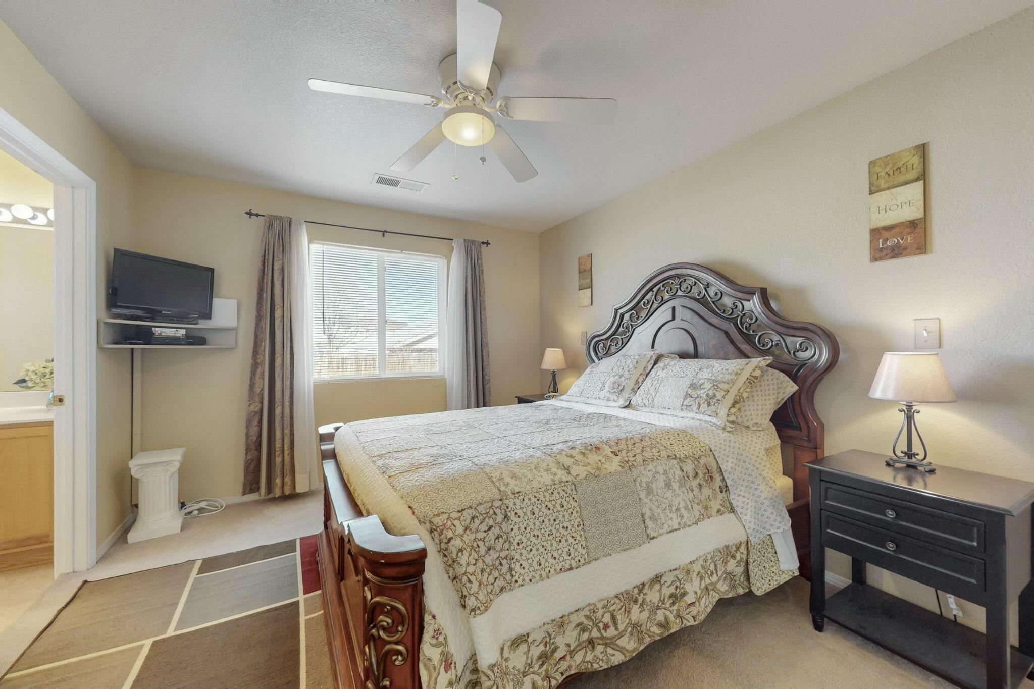 613 Morning Meadows Drive, Rio Rancho, New Mexico image 20