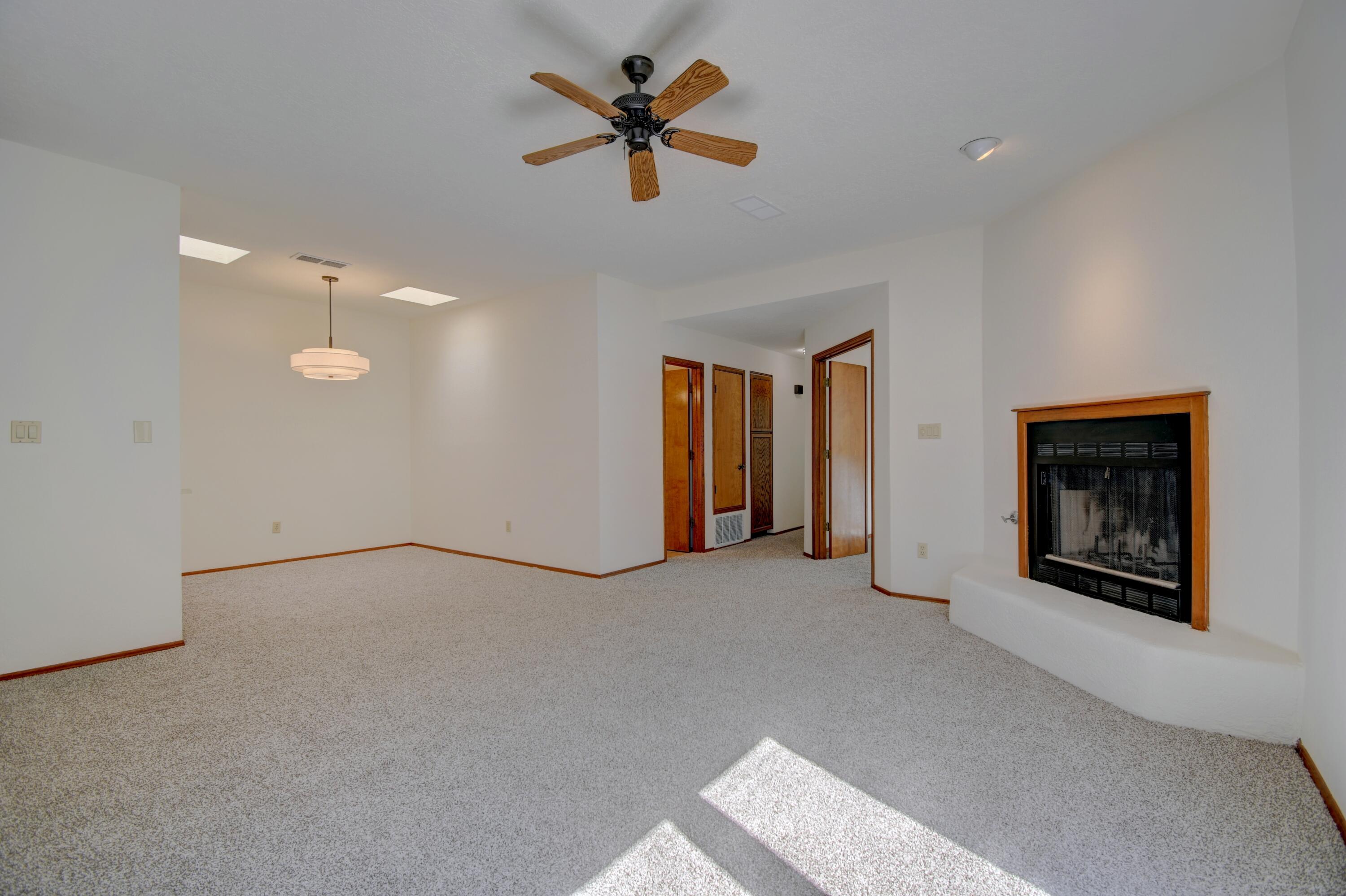 5712 Jessica Court NW