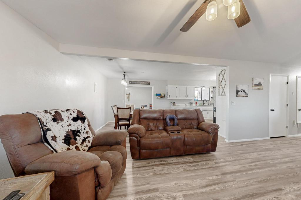 69 Round Top Rd, Mountainair, New Mexico image 7