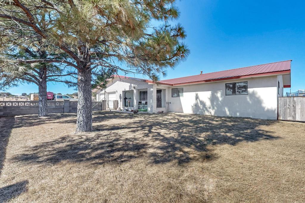 69 Round Top Rd, Mountainair, New Mexico image 2