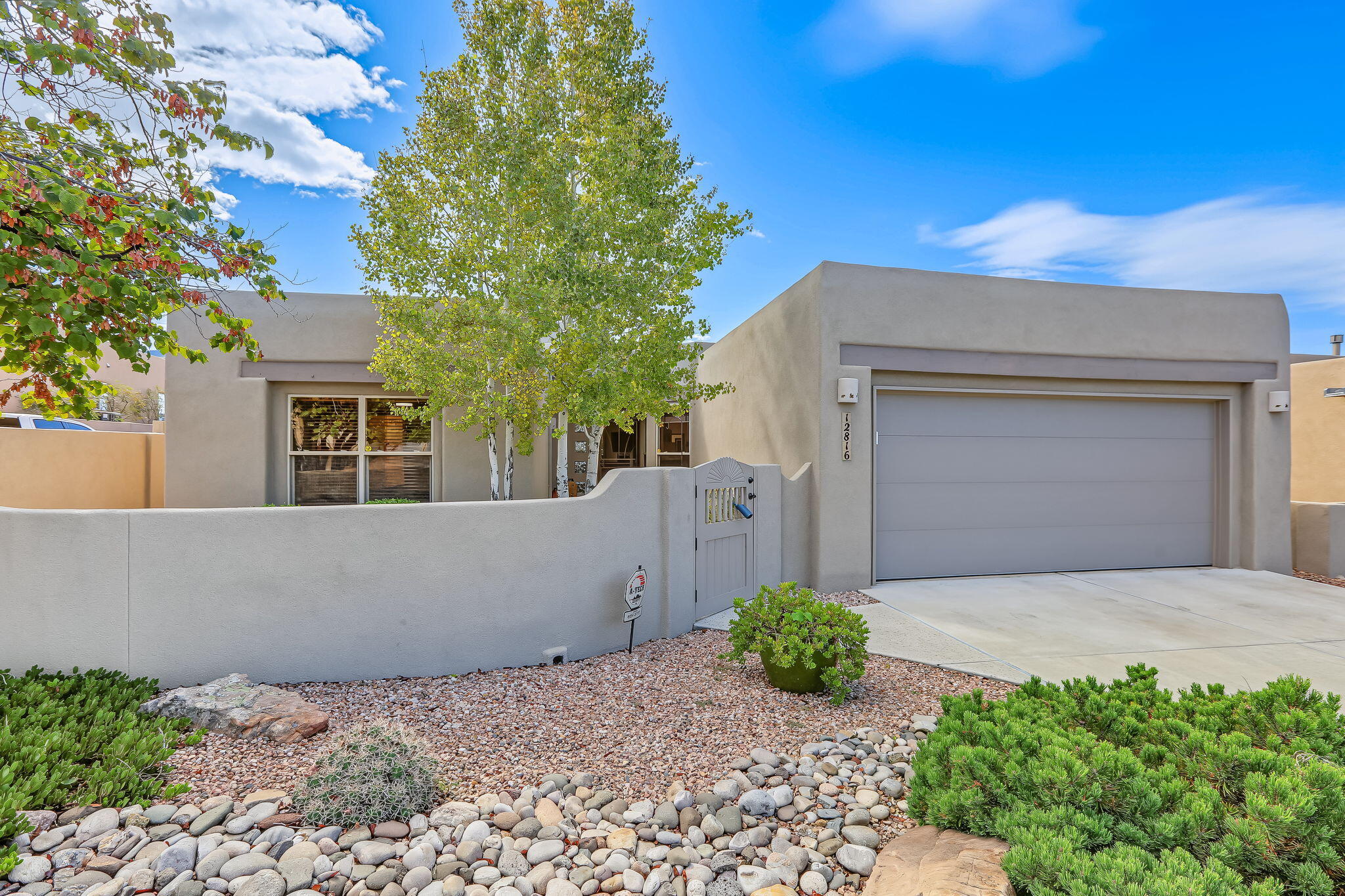 12816 Sandia Ridge Place NE