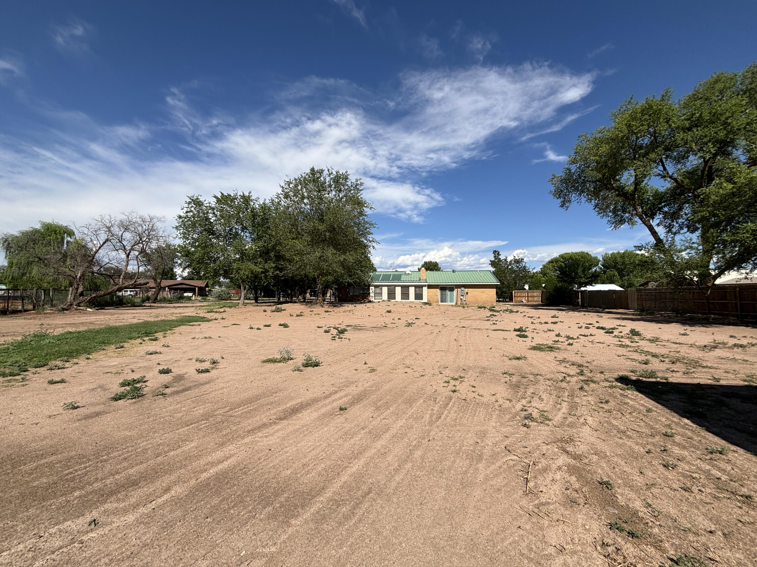 2075 Wasmer Circle, Bosque Farms, New Mexico image 32