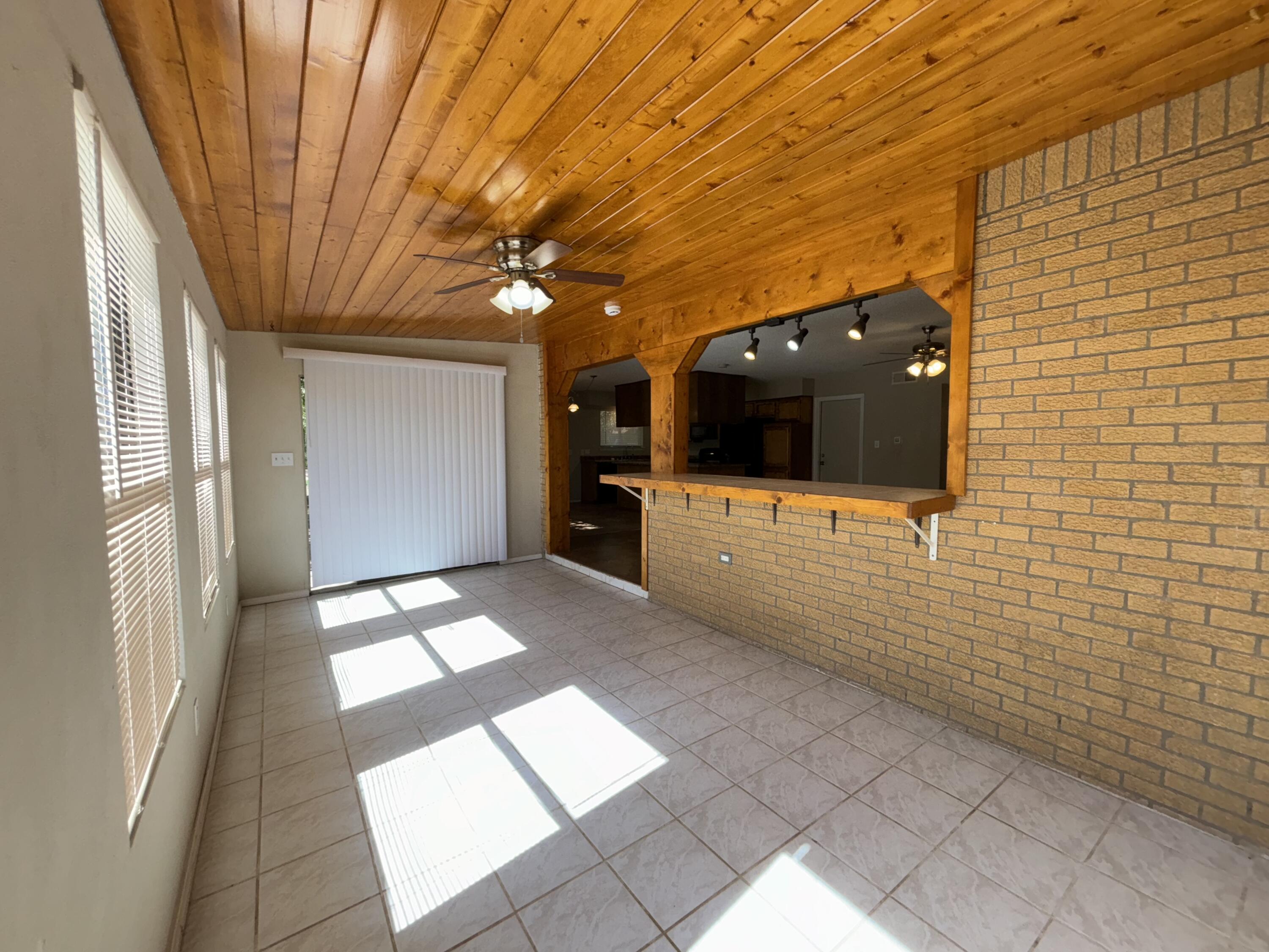 2075 Wasmer Circle, Bosque Farms, New Mexico image 6