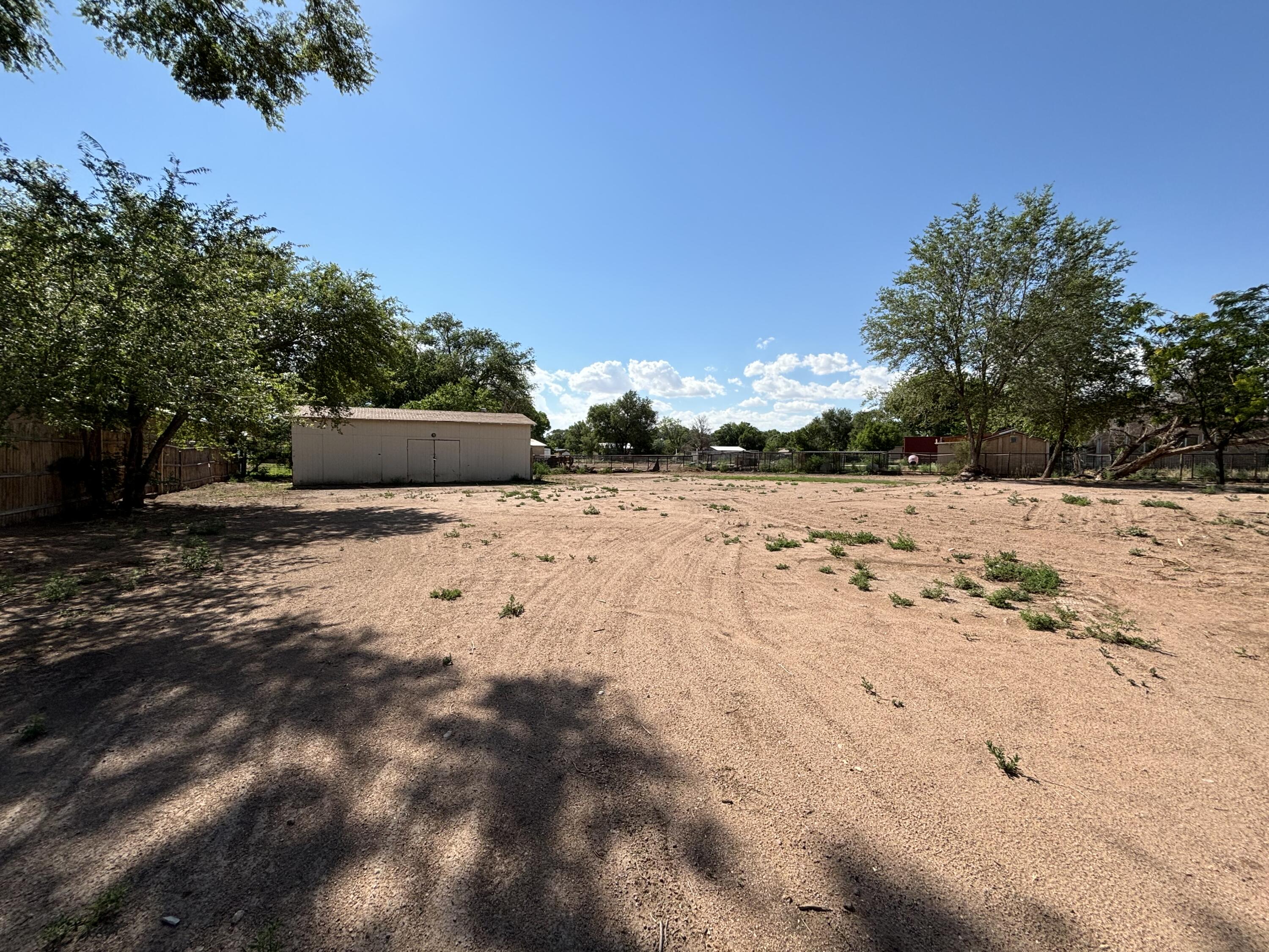 2075 Wasmer Circle, Bosque Farms, New Mexico image 38