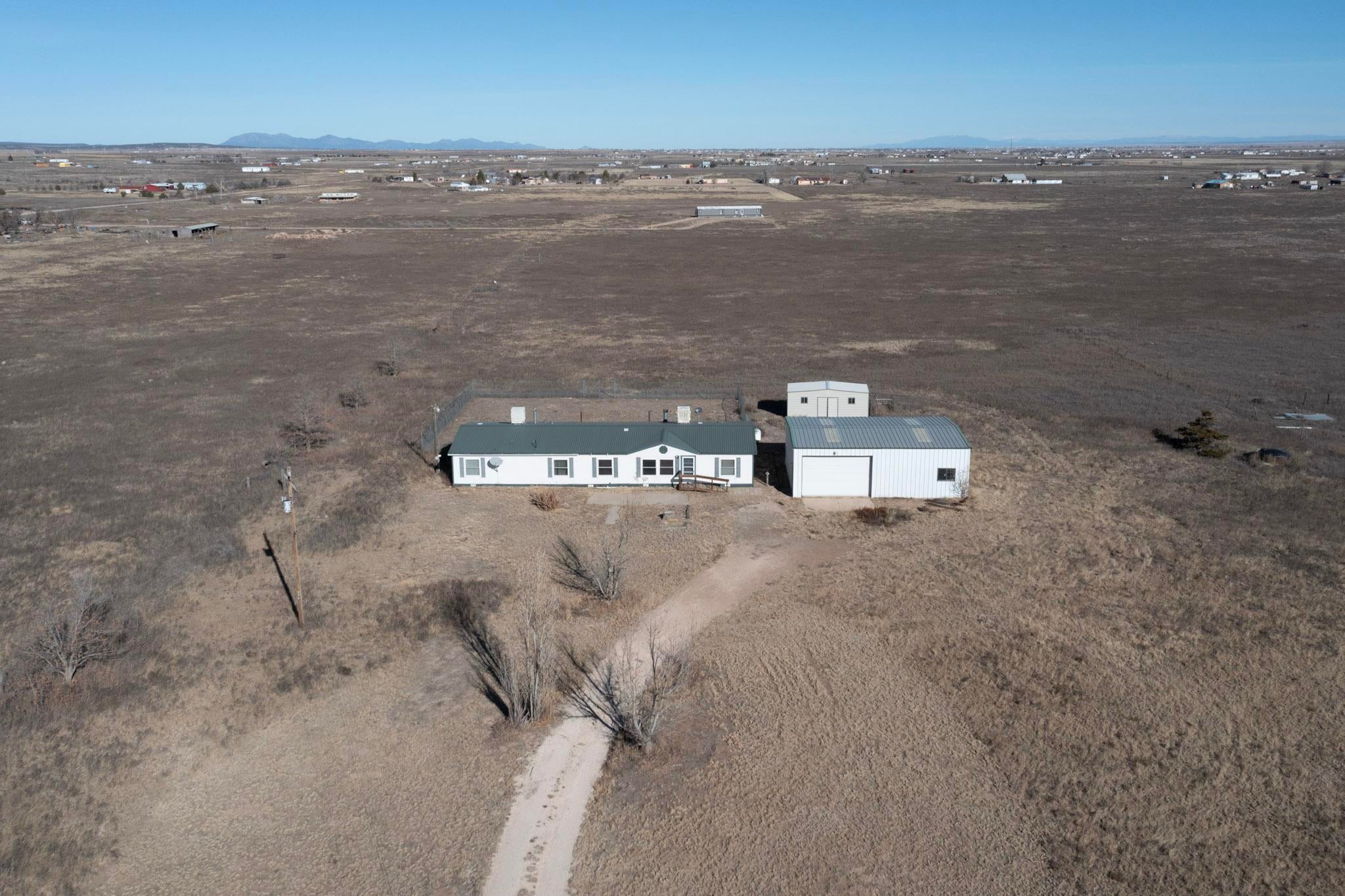 83 Marshall W Road
