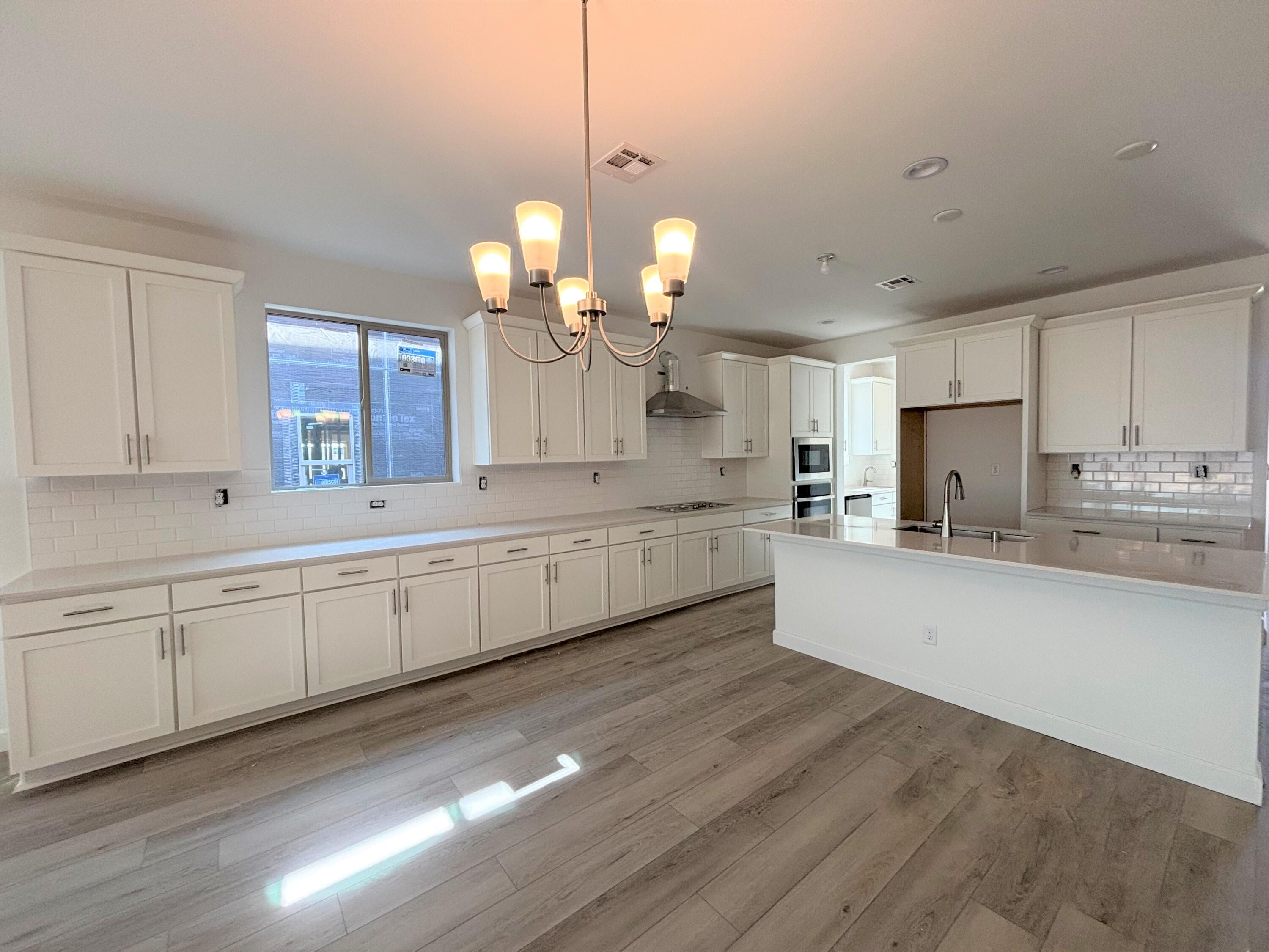 3012 Donita Lane NE