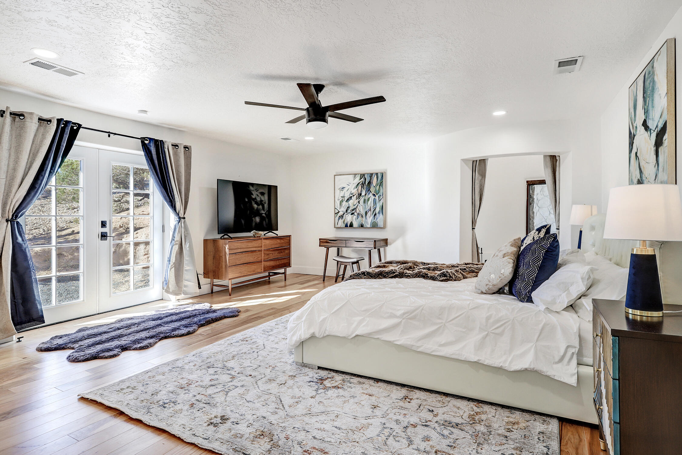 2201 W Alameda Street, Santa Fe, New Mexico image 16