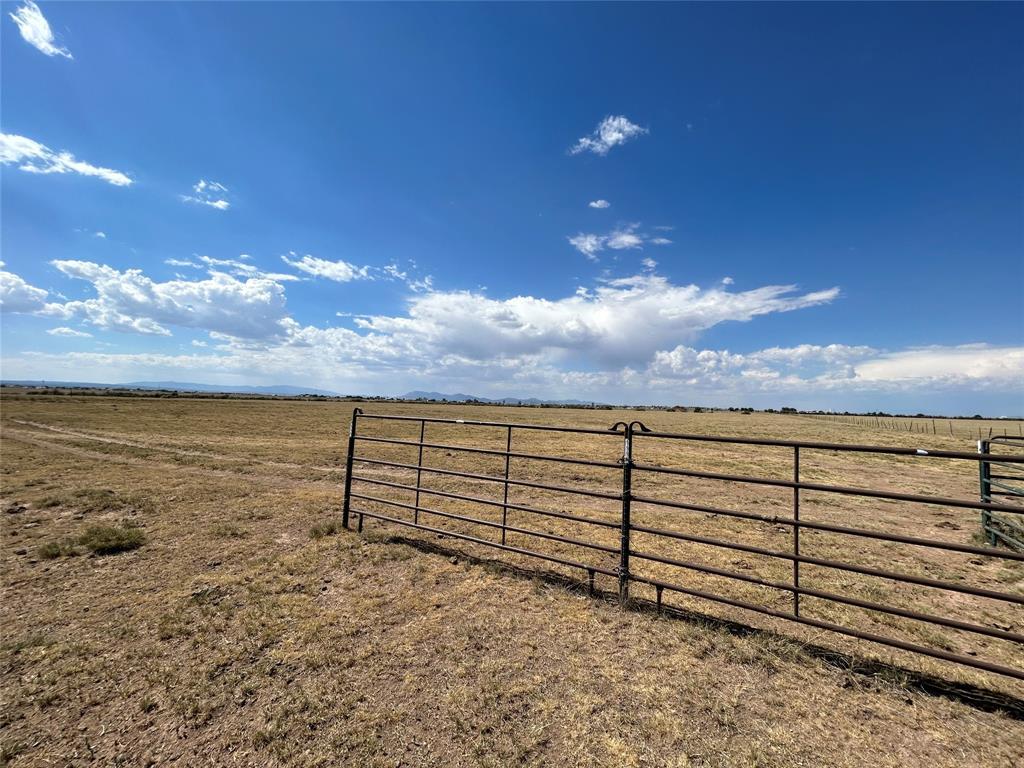 Martinez Road Road, Moriarty, New Mexico image 4