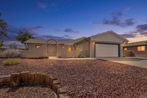 Homes For Sale - 10005 Cardinal Street<br/> Bernalillo County, Albuquerque, NM 87114