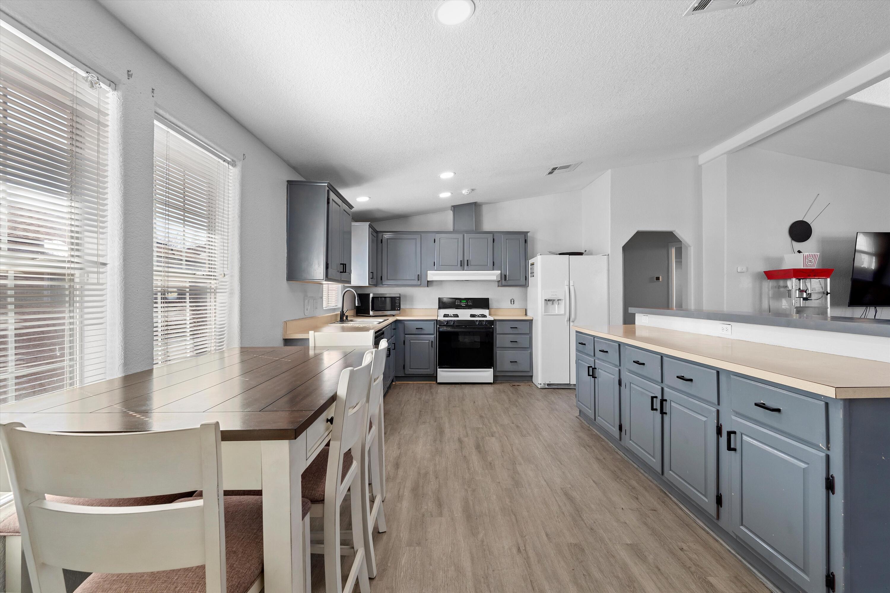509 St James Place, Albuquerque, New Mexico image 8
