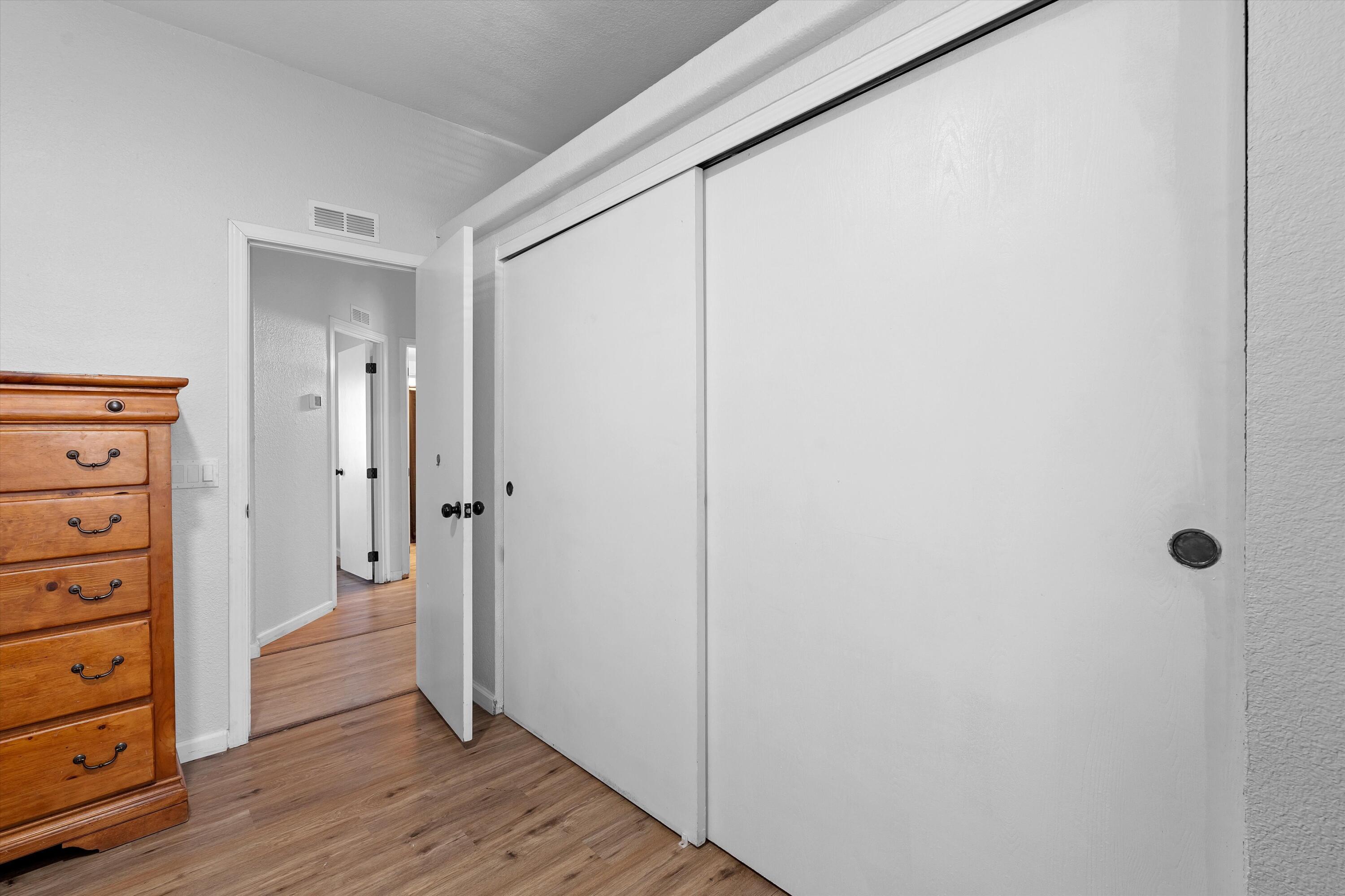 509 St James Place, Albuquerque, New Mexico image 18