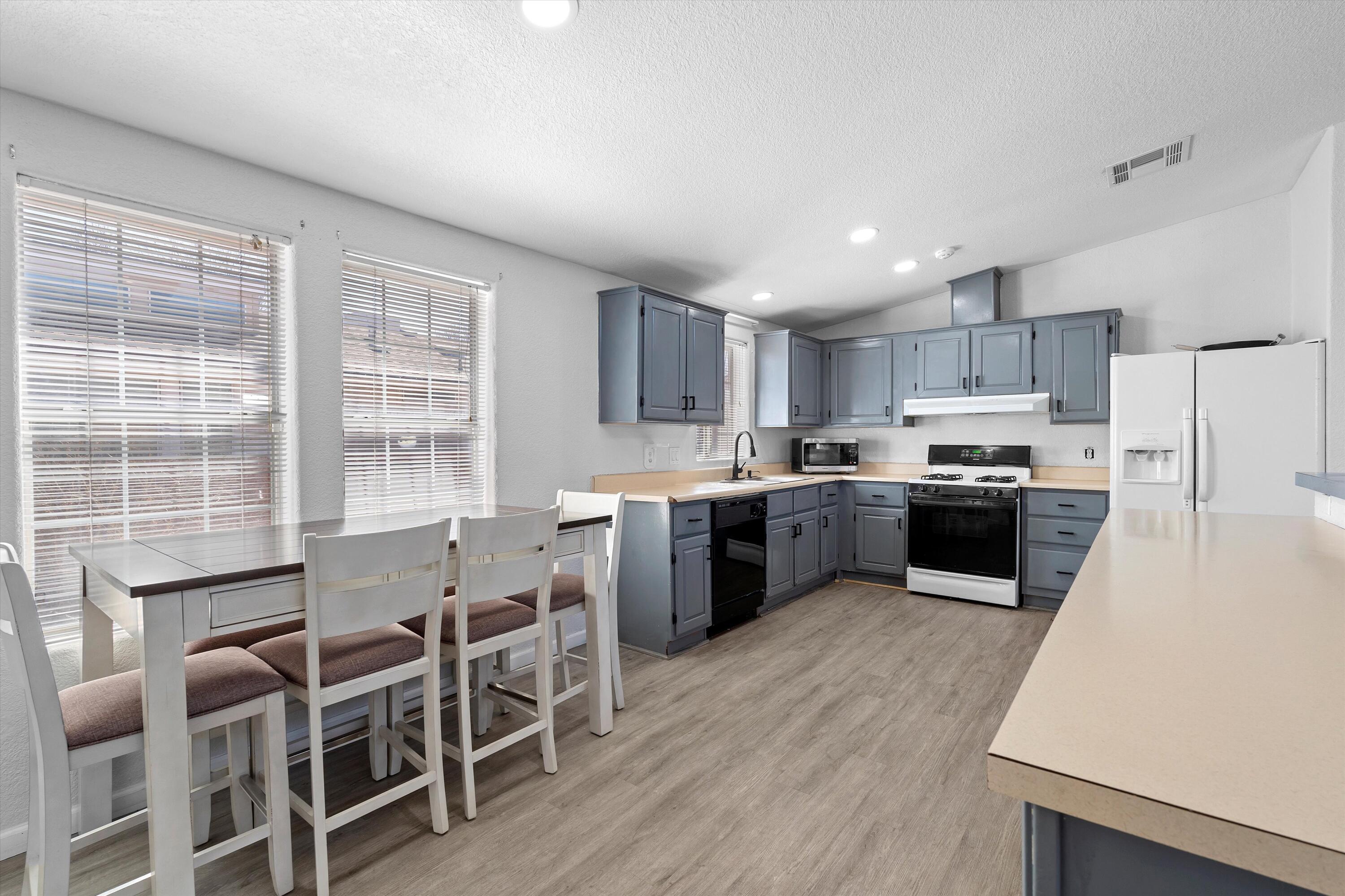 509 St James Place, Albuquerque, New Mexico image 7