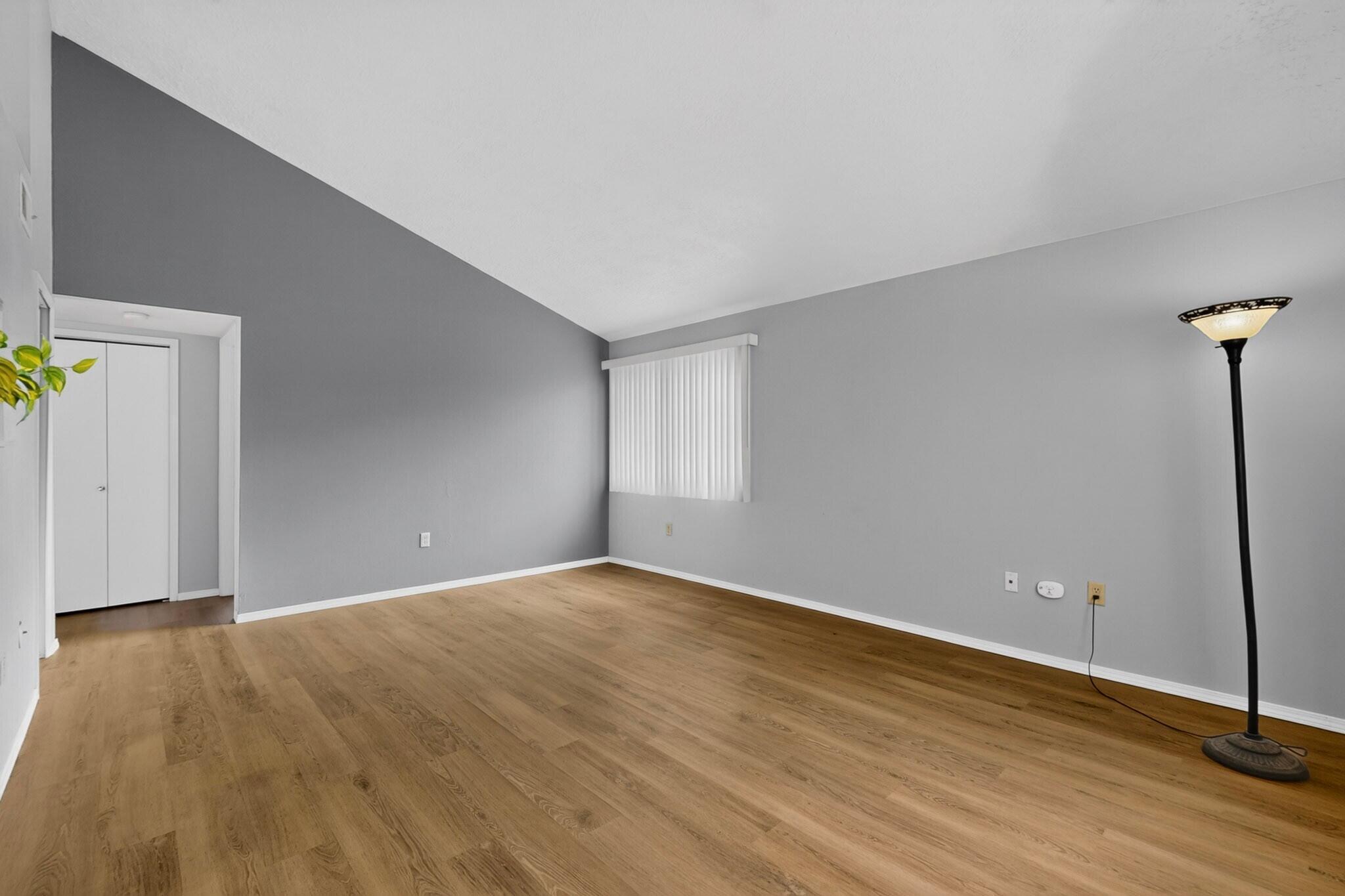 938 Sunflower Drive SW