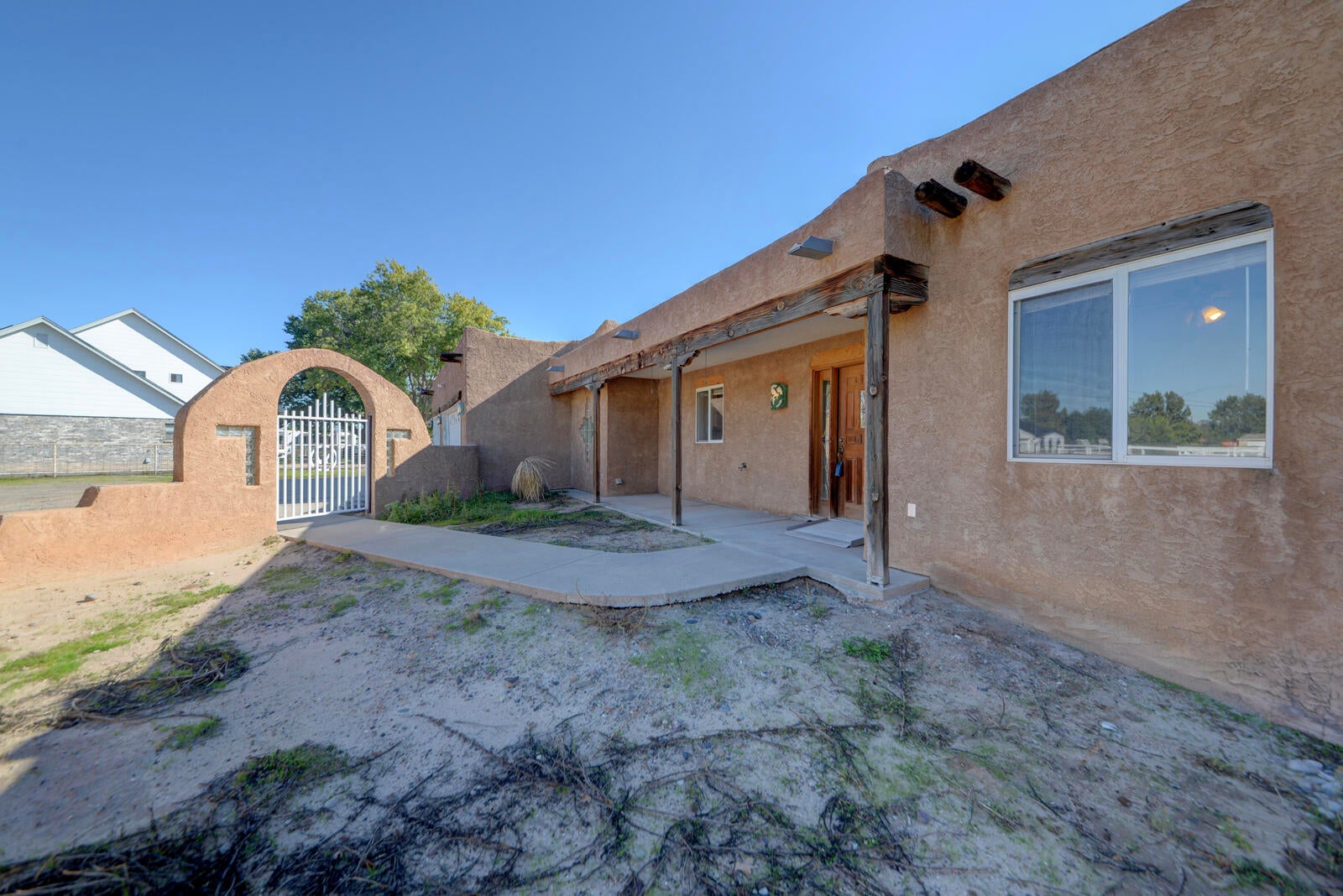 18 Omar Road