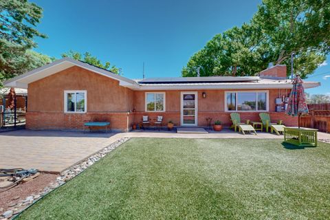 5 Hobbs Road Peralta NM 87042