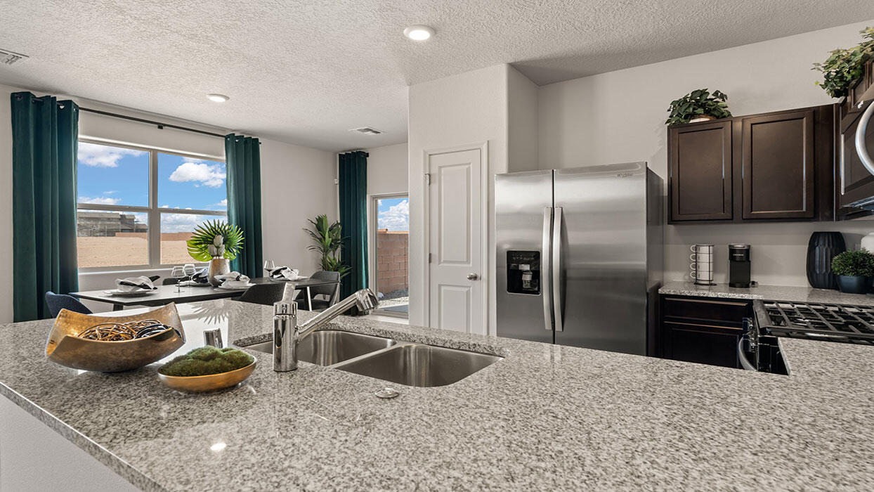 1661 Maggie Court, Rio Rancho, New Mexico image 5