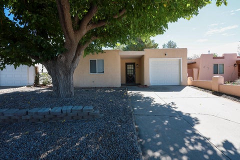 Homes For Sale - 620 Mountain View Avenue<br/> Albuquerque, NM 87123